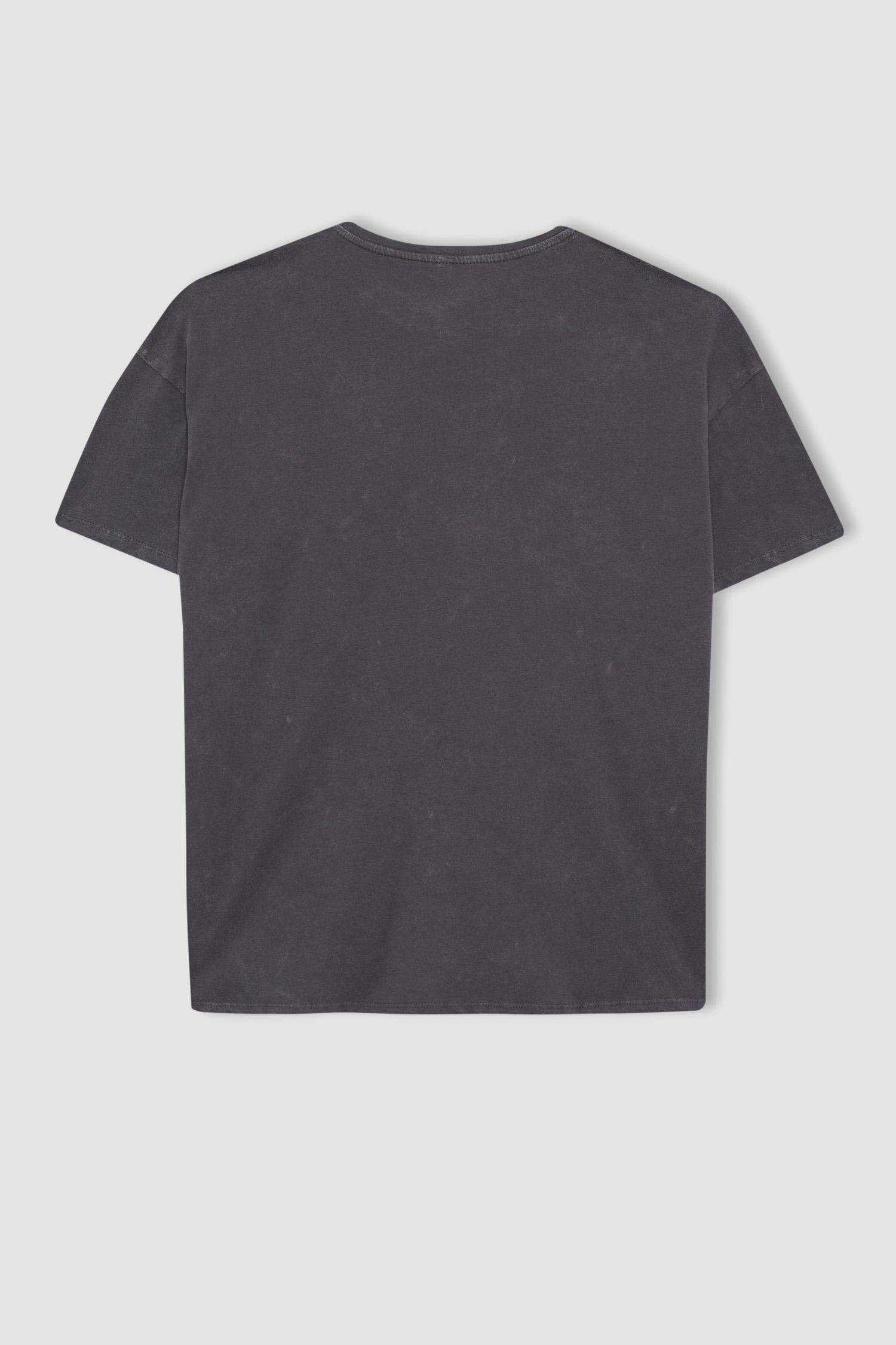 Футболка оверсайз с круглым вырезом