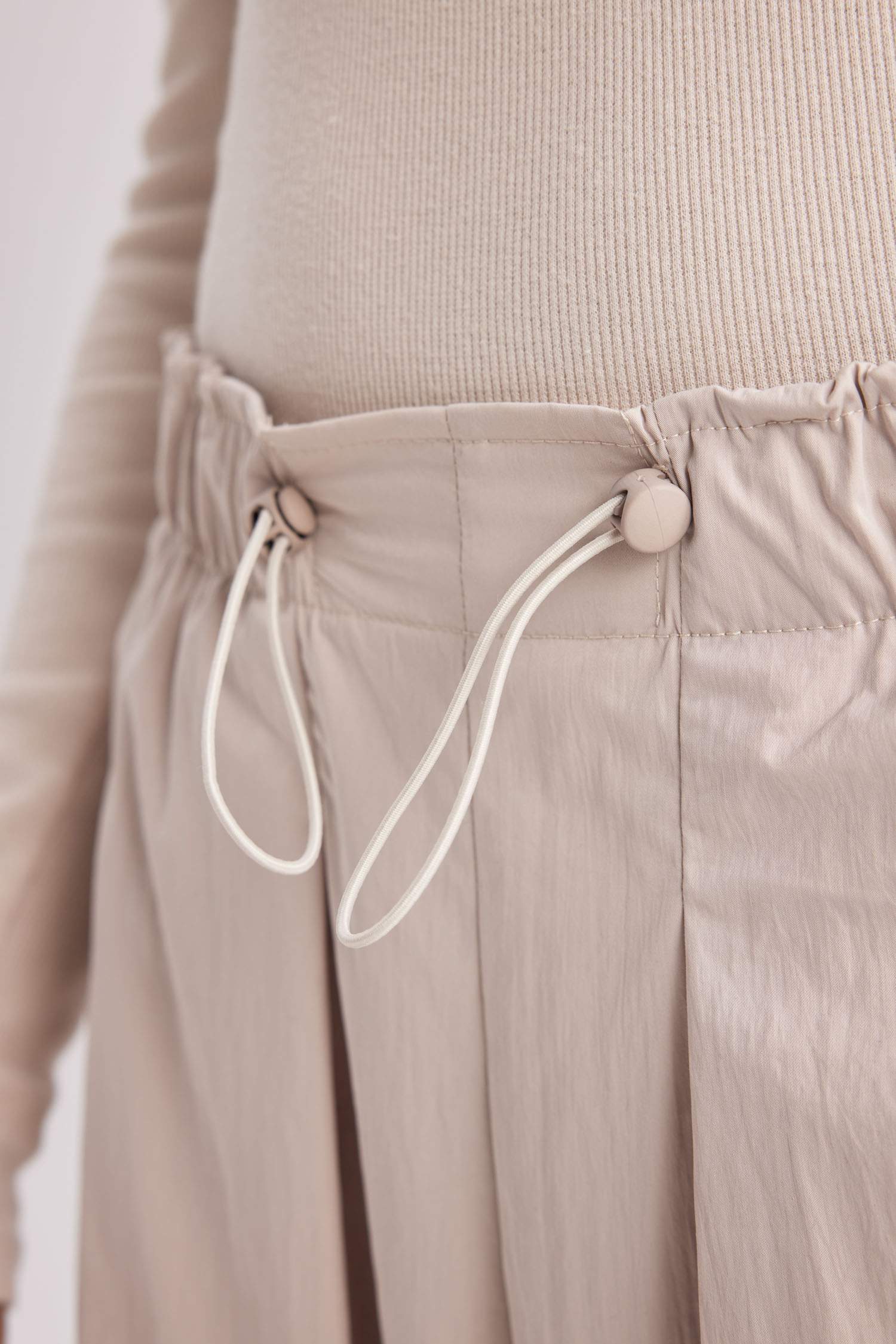 DeFactoFit Oversize Geniş Kalıp Sporcu Paraşüt Pantolon