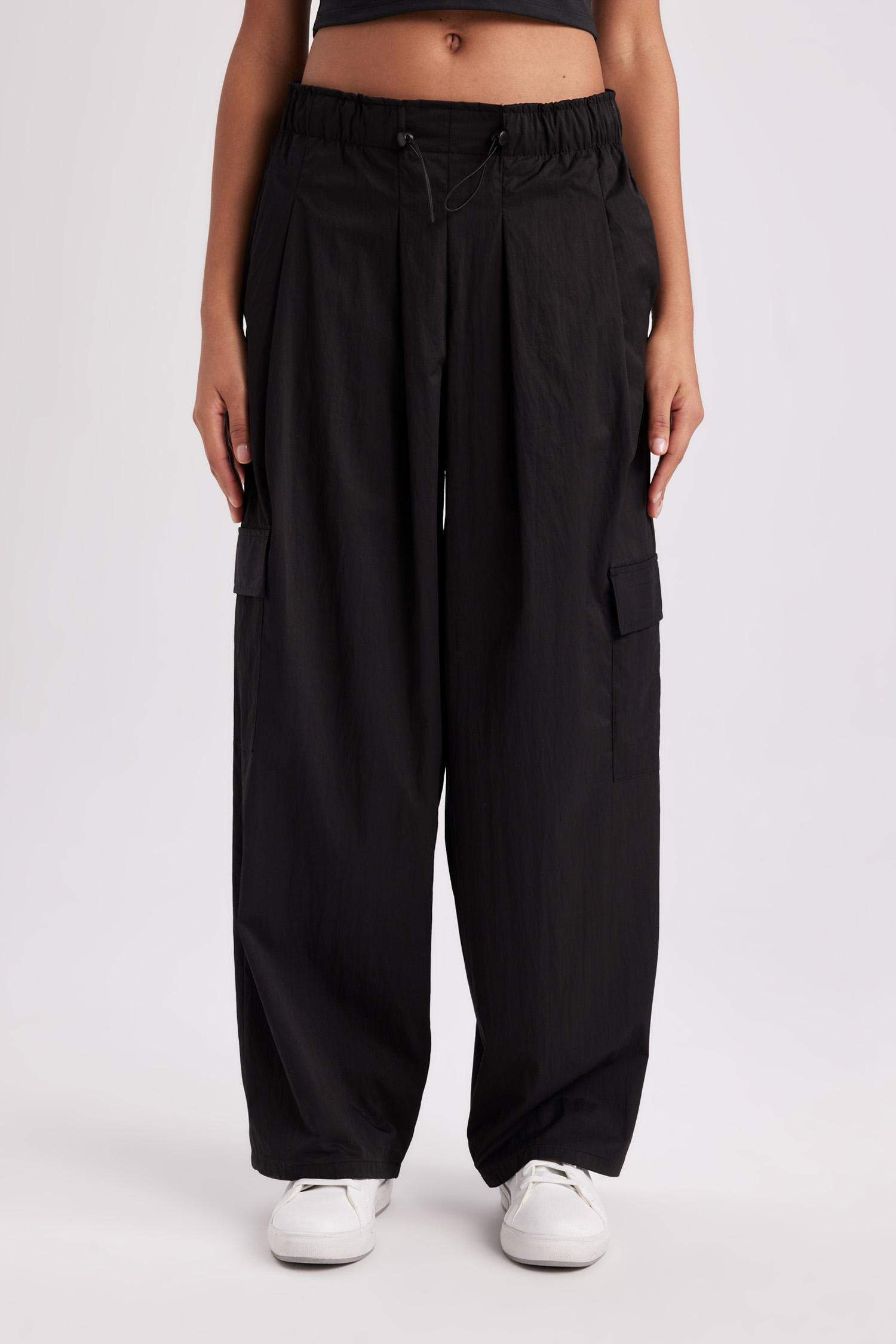 DeFactoFit Oversize Fit Parachute Trousers