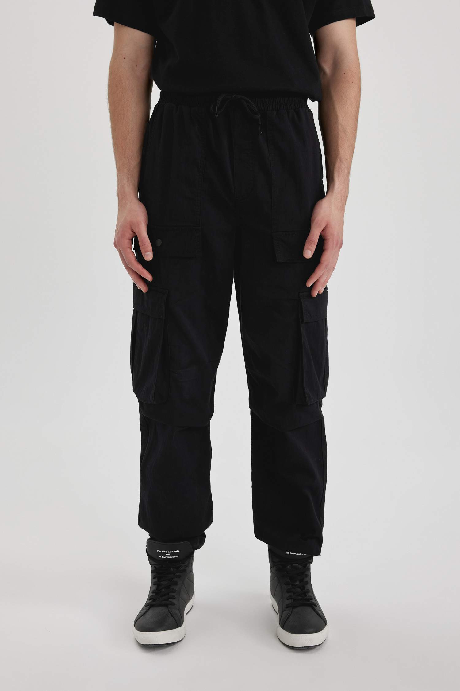 Baggy Fit Regular Hem With Cargo Pocket Trousers