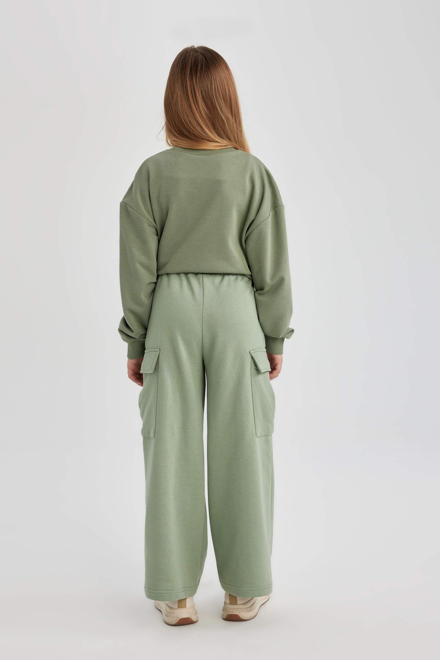 بنطلون بجامة رياضي كارجو بناتي برجل واسع