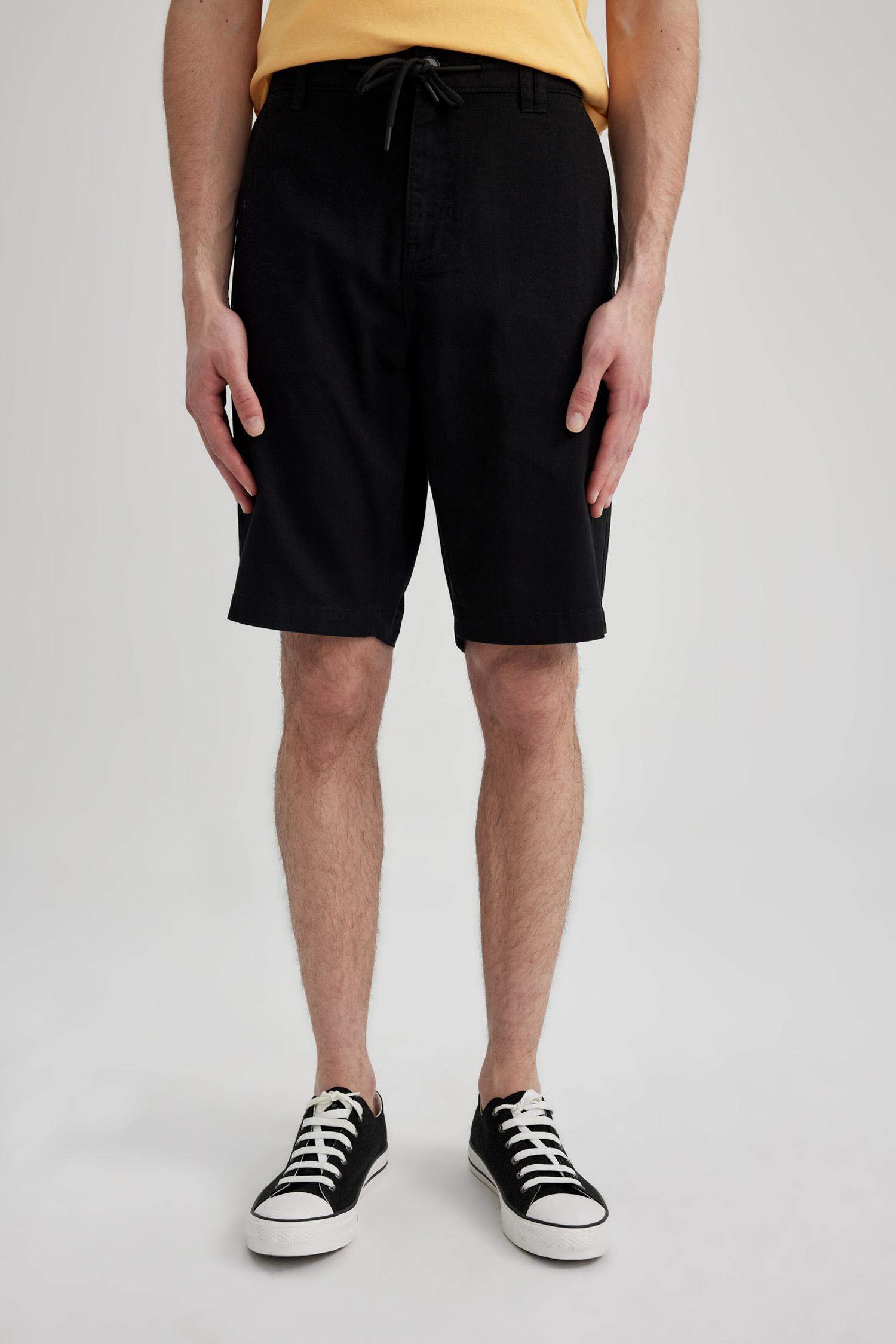 Short Bermuda à Coupe Régulière