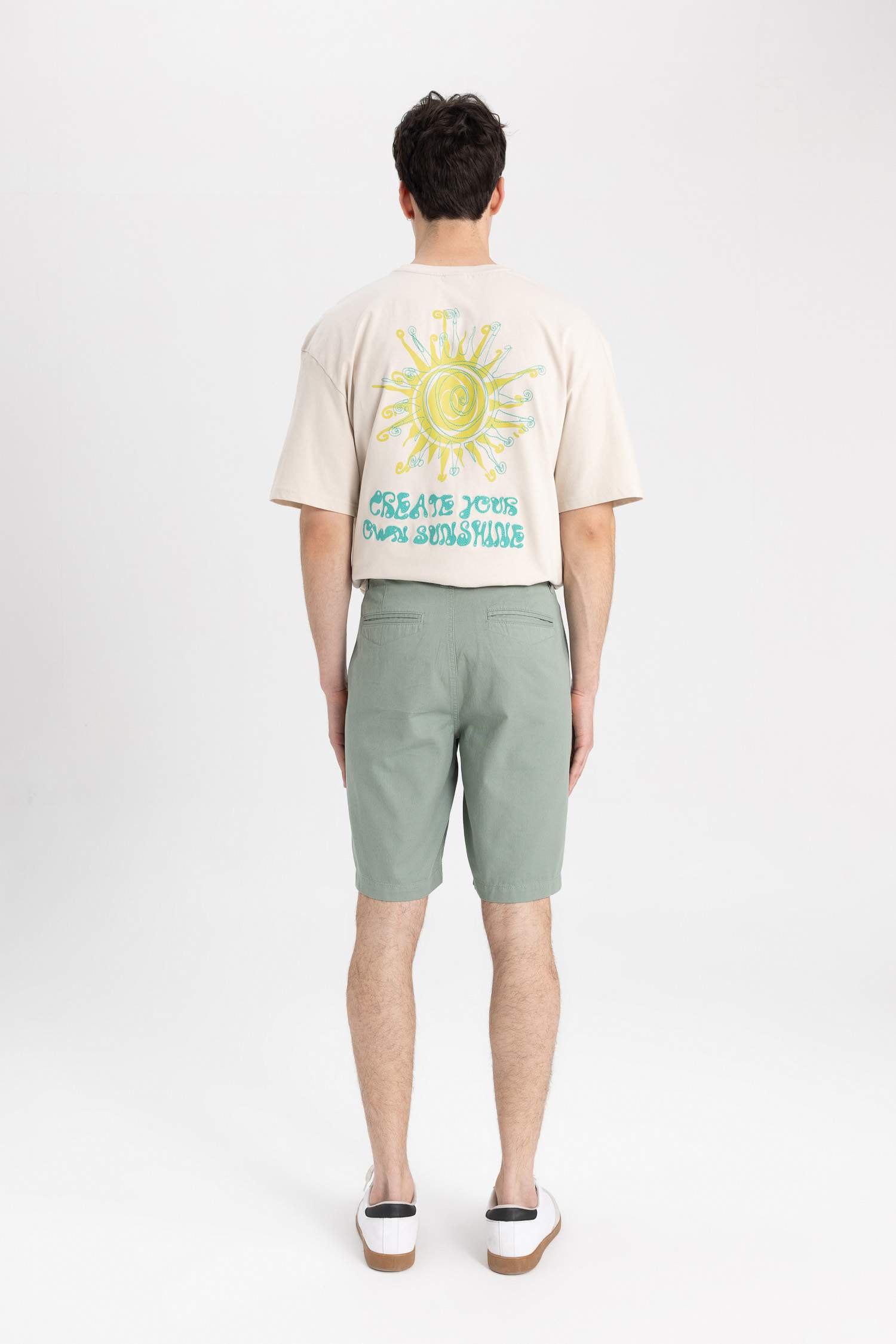 برمودا قصة عادية