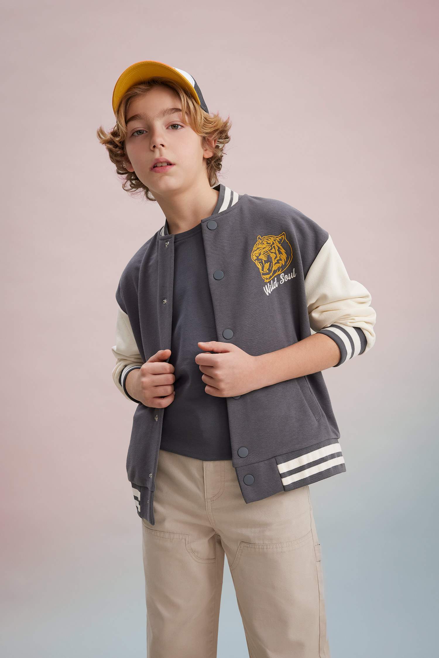 جاكيت بومبر ولادي اوفر سايز  مطبوع