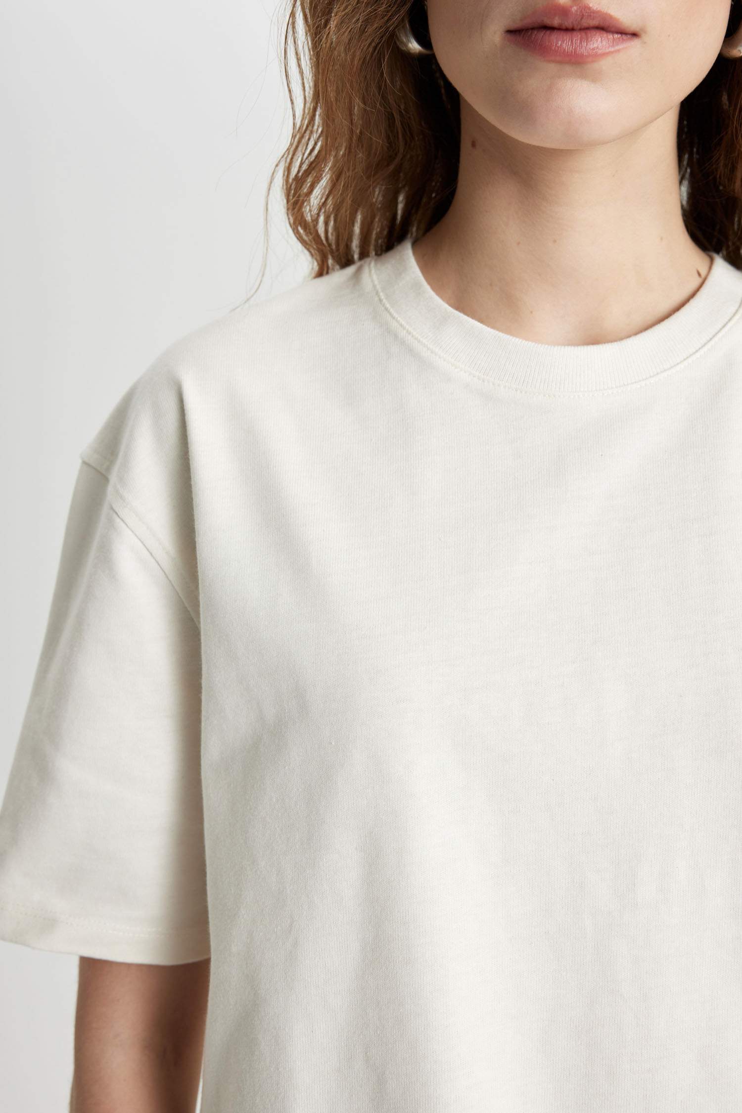 Relax Fit Crew Neck Premium Basic T-Shirt