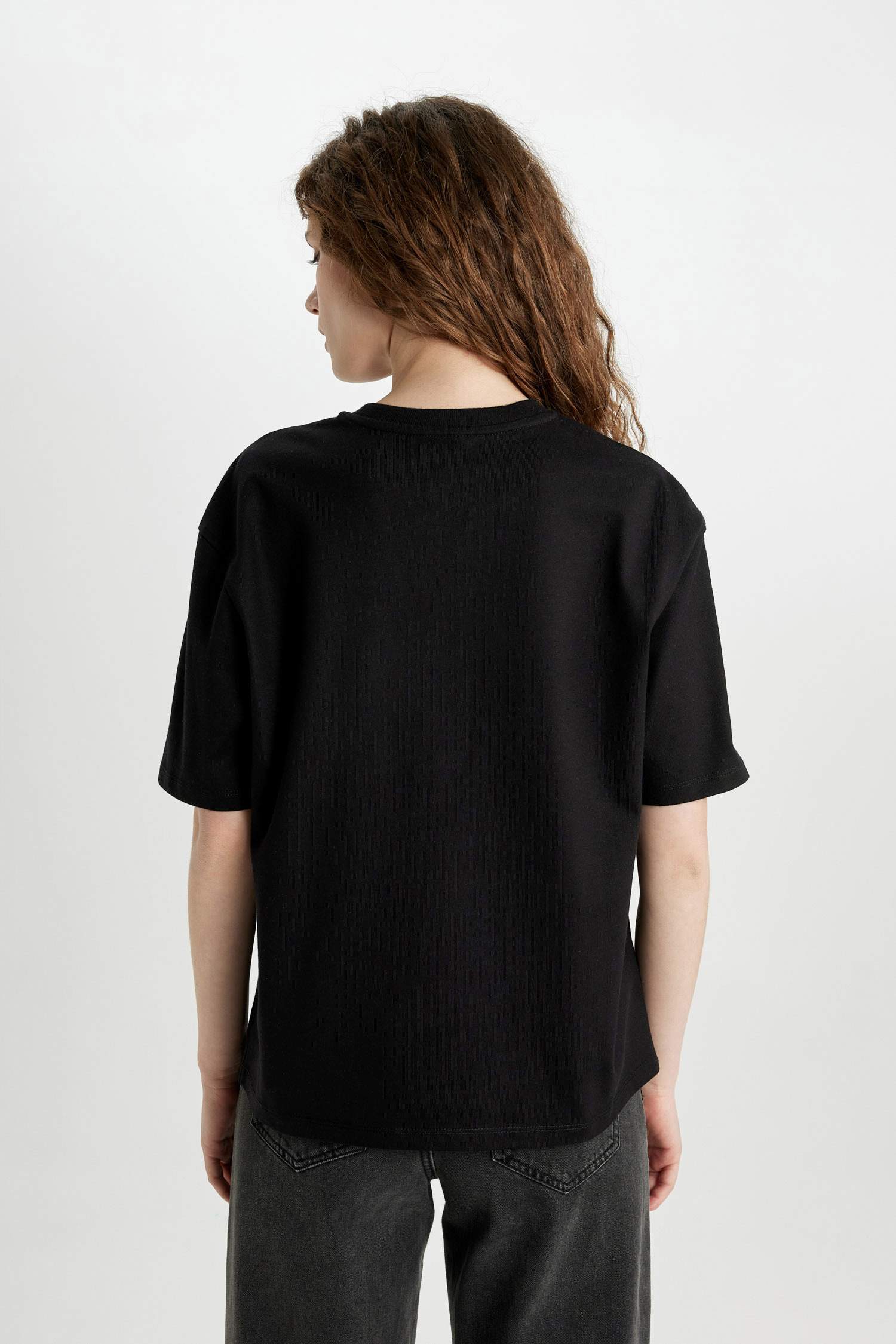 Relax Fit Bisiklet Yaka Premium Basic Kısa Kollu Tişört