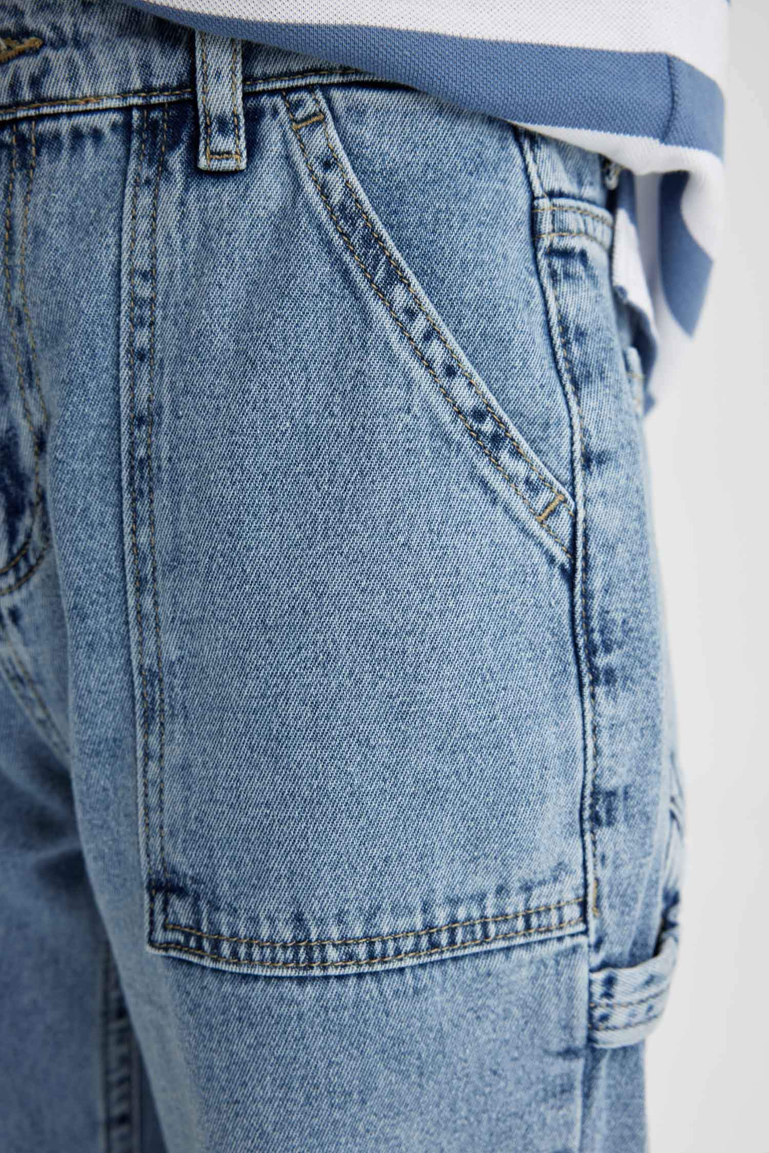 بنطرون جينز ولادي وايد برجل واسع بجيب