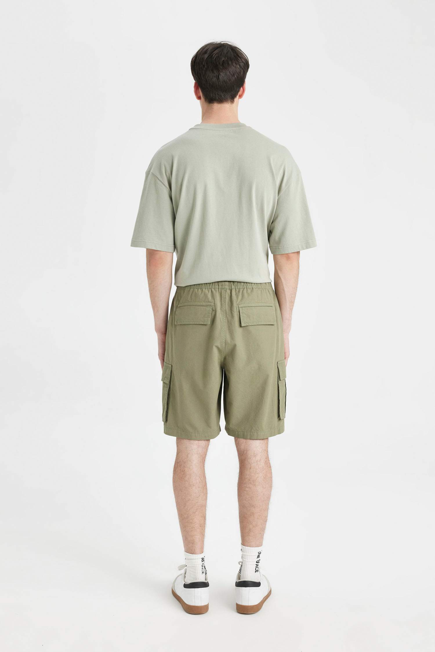Cargo Fit Gabardine Bermuda