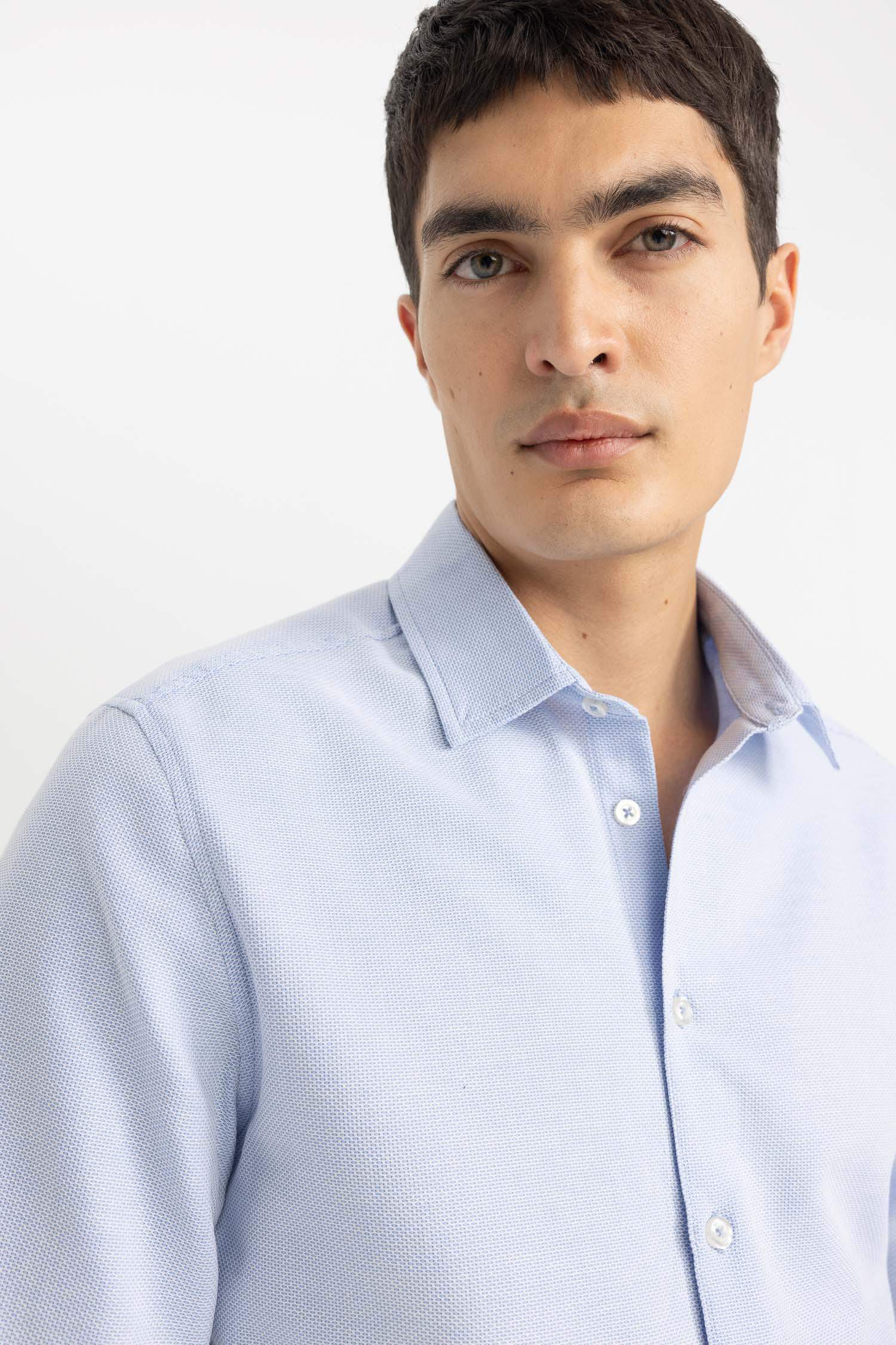 Slim Fit Dar Kesim Polo Yaka Petek Dokulu Uzun Kollu Gömlek