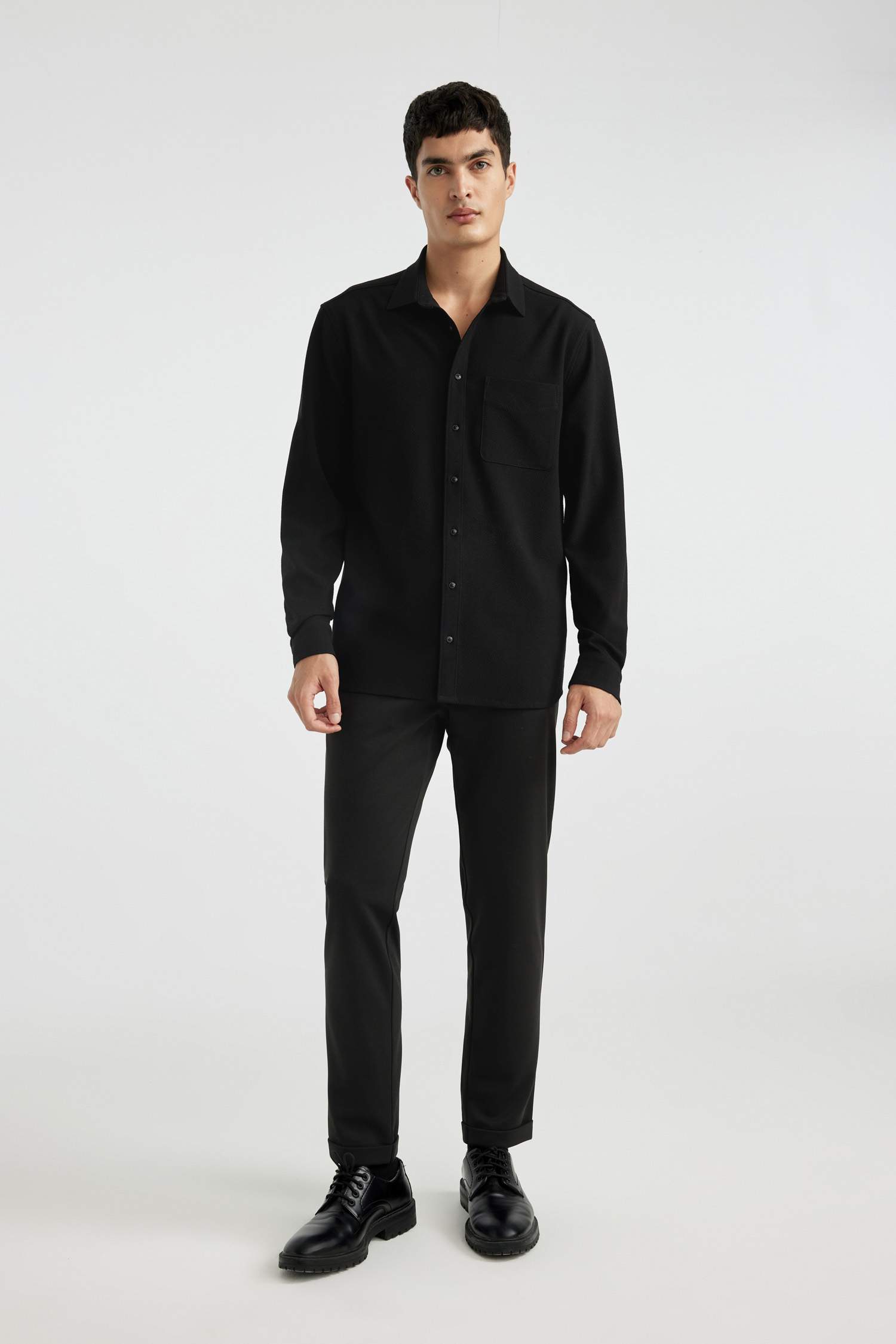 Regular Fit Polo Yaka Krinkıl Basic Düz Uzun Kollu Siyah Gömlek