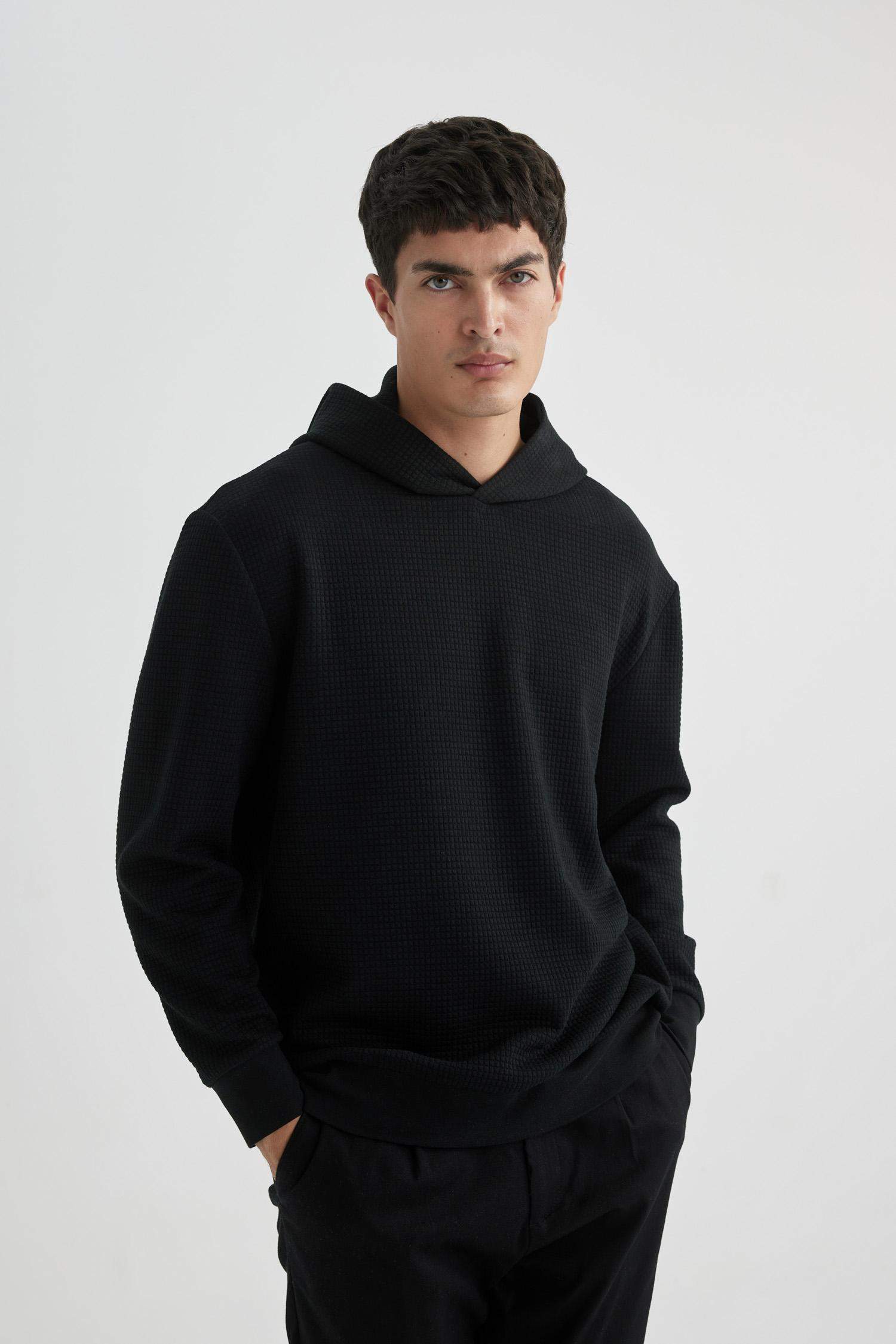 Oversize Fit Long Sleeve Sweatshirt