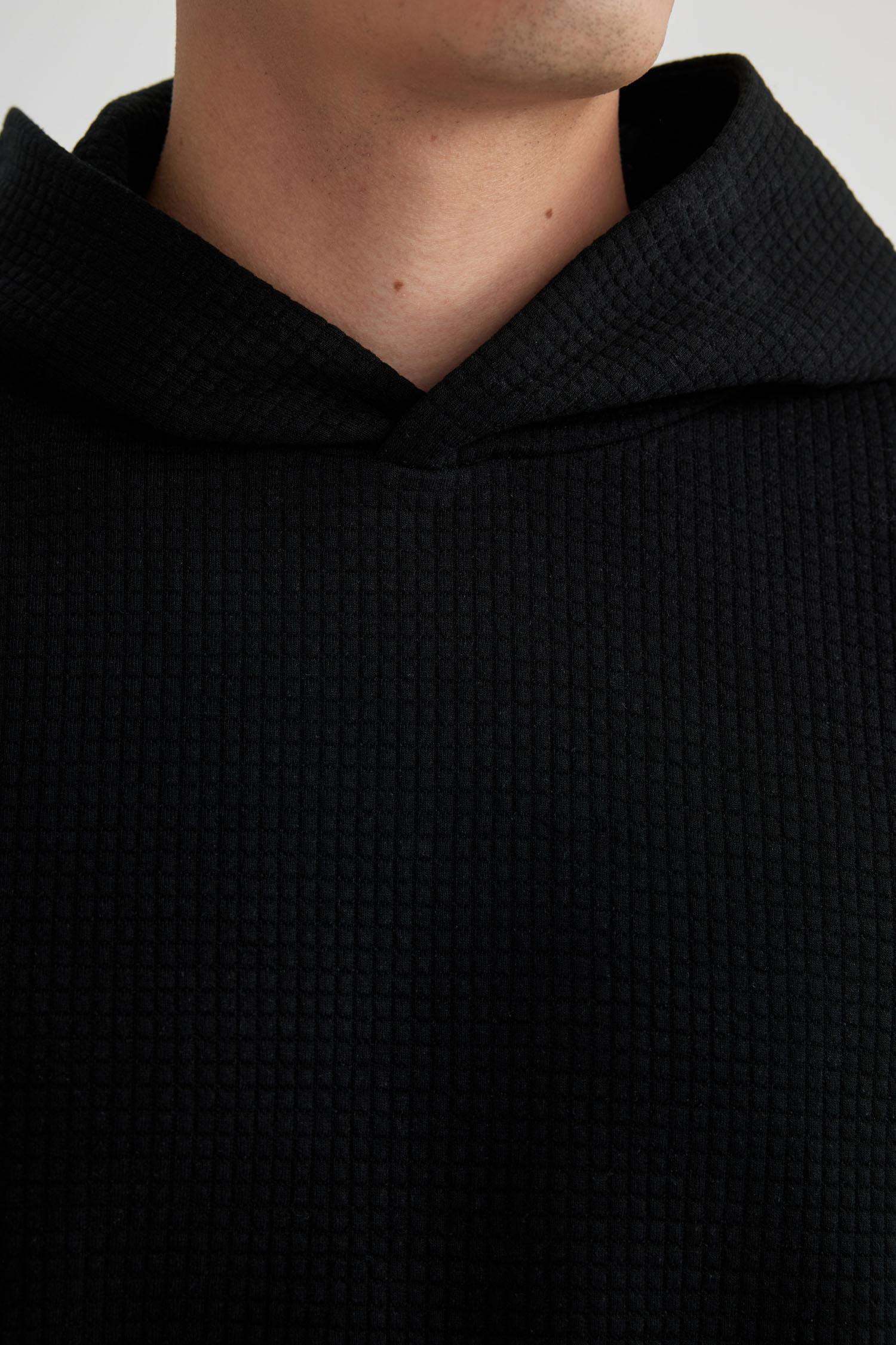 Oversize Fit Long Sleeve Sweatshirt