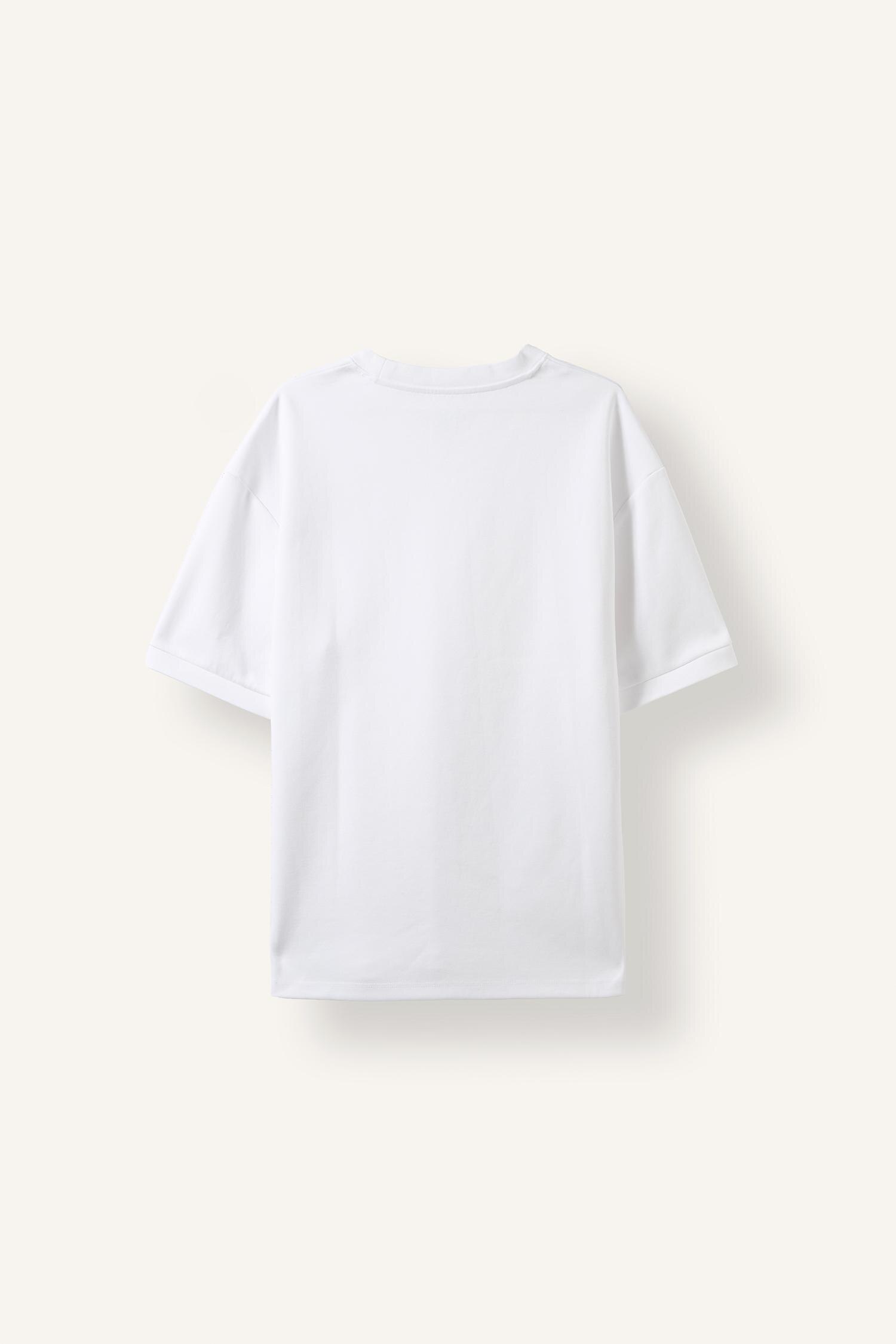 DeFacto Kırışmaz Oversize Basic Tişört görsel 5