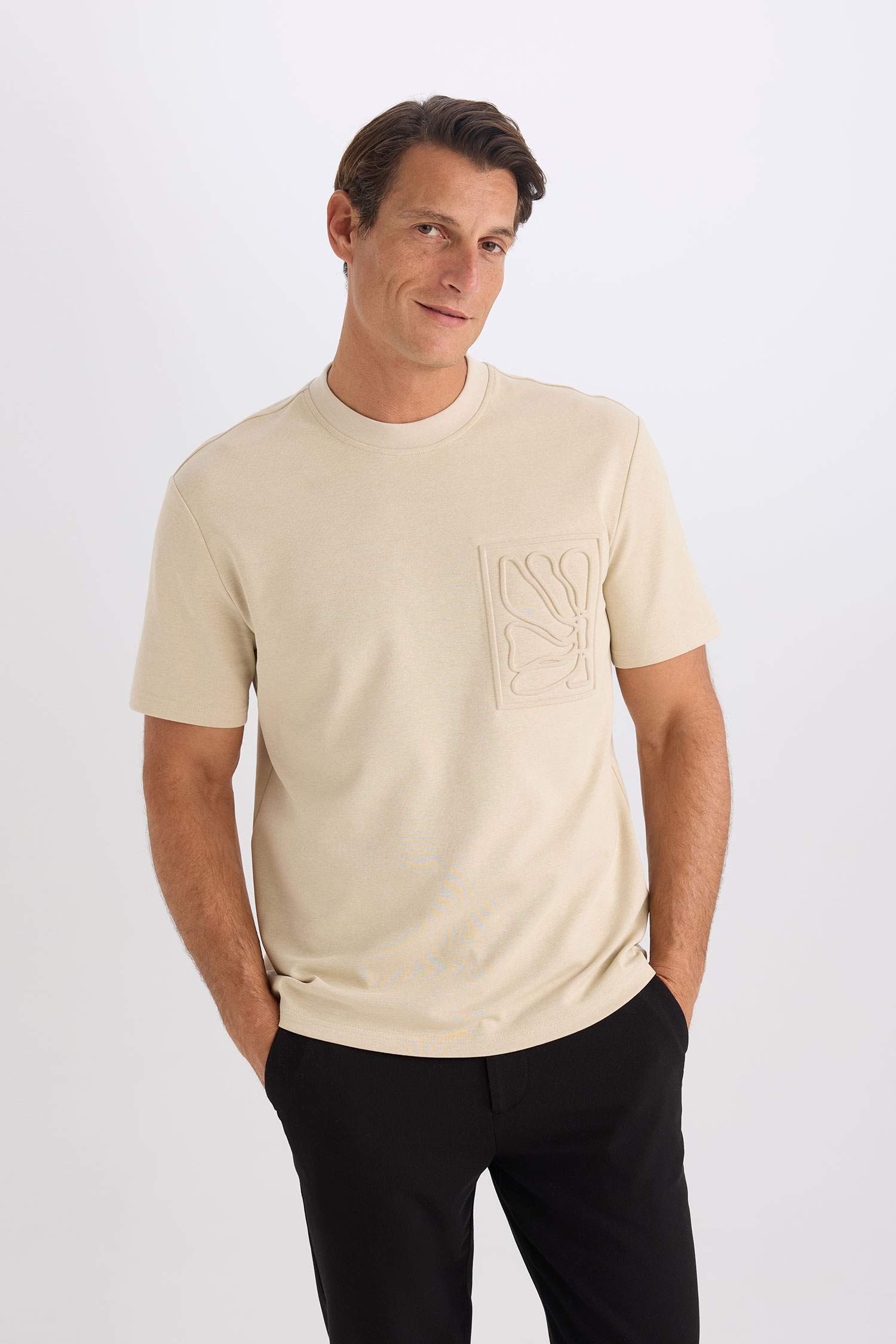 Regular Fit Crew Neck Short Sleeve T-Shirt