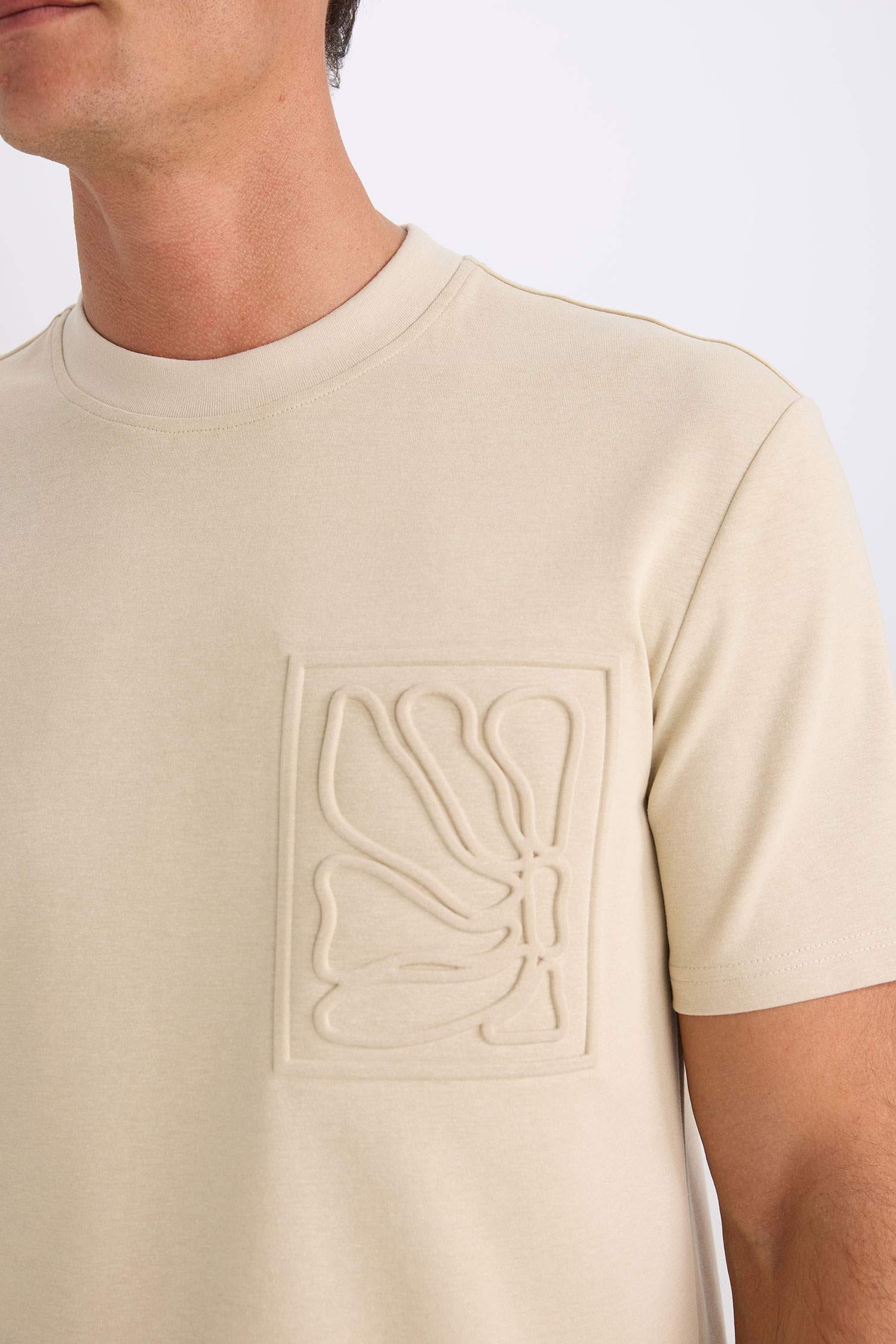 Regular Fit Crew Neck Short Sleeve T-Shirt