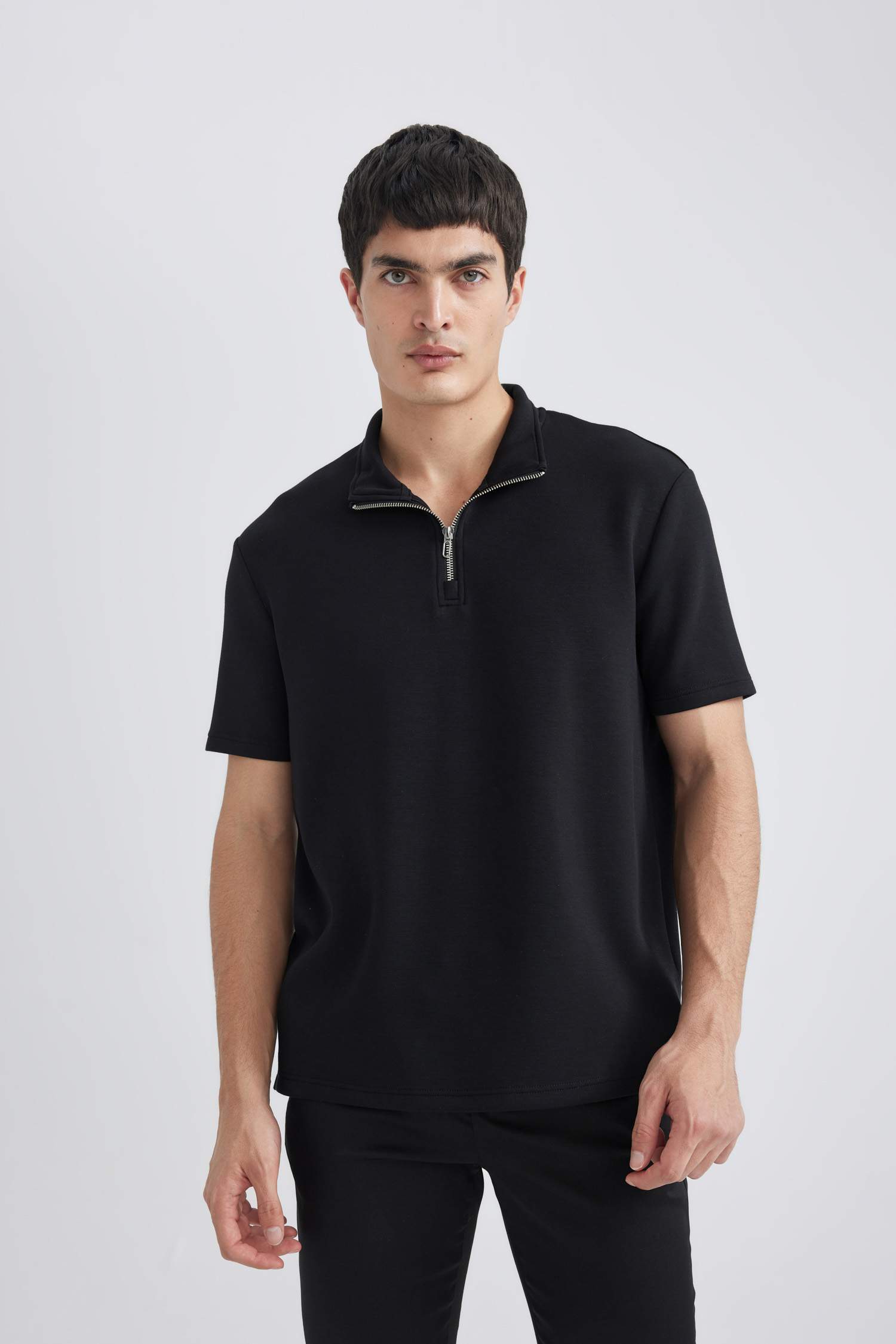 Regular Fit Stand Collar Half Zipper Heavy Fabric T-Shirt