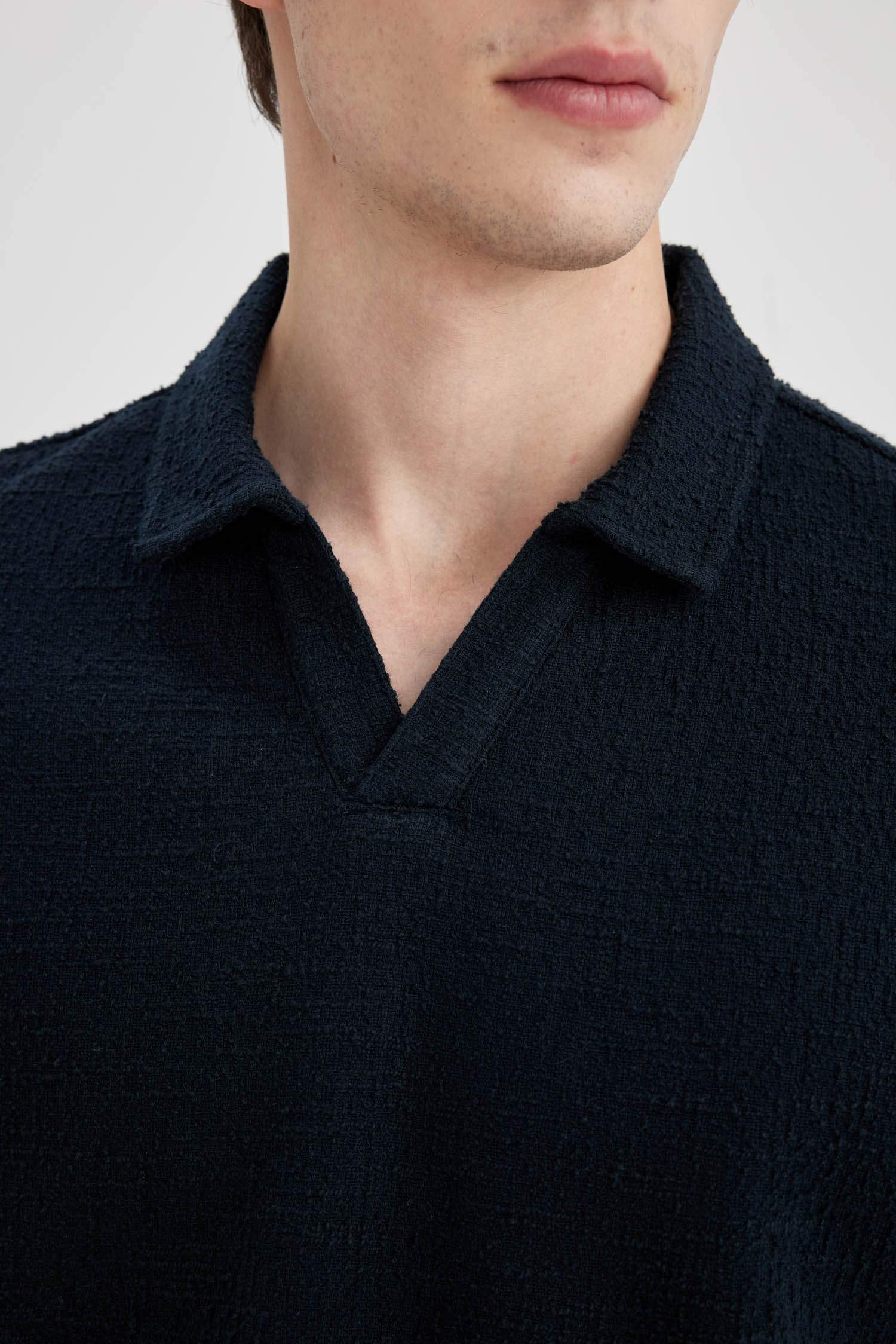 تيشيرت بولو نص ردن قصة عادية