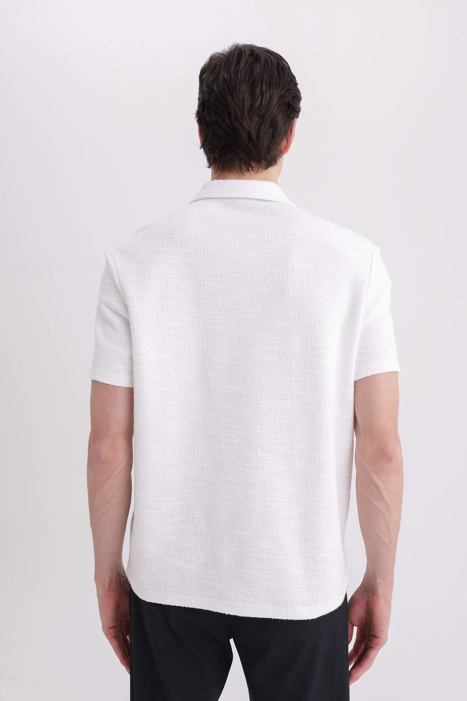 تيشيرت بولو نص ردن قصة عادية