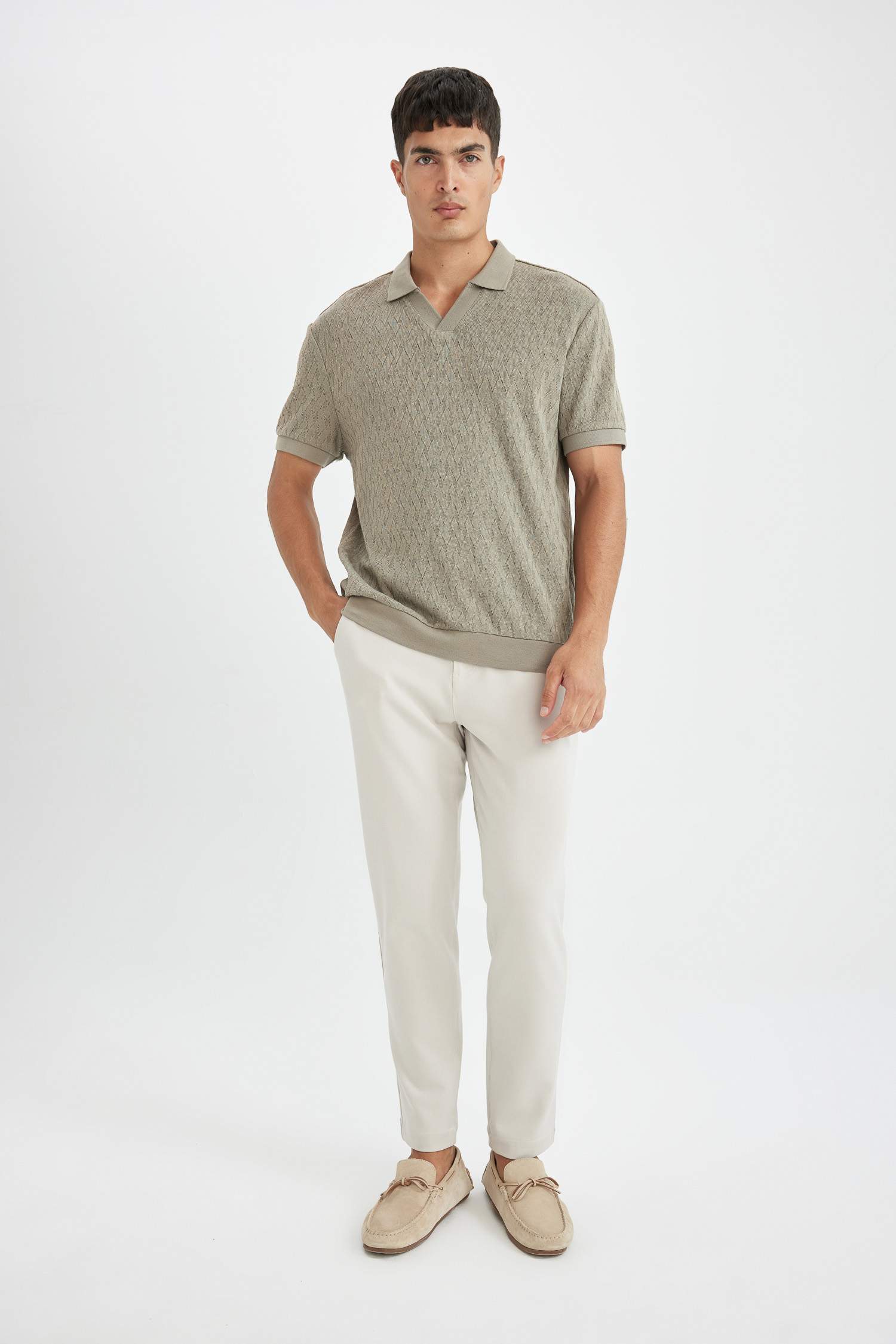 تيشيرت بولو نص ردن قصة عادية