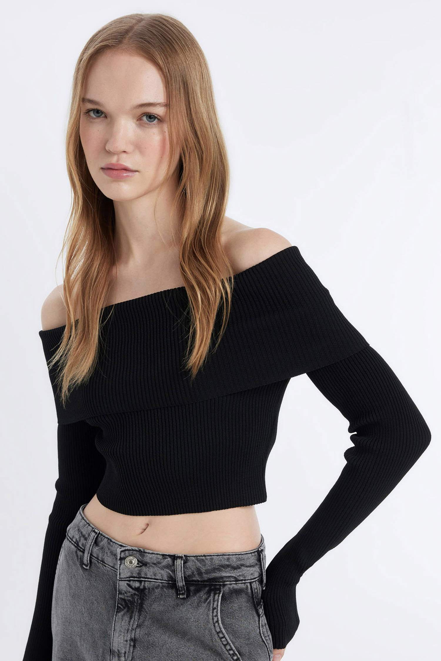 Slim Fit Dar Kesim Açık Omuz Basic Düz Triko Kazak