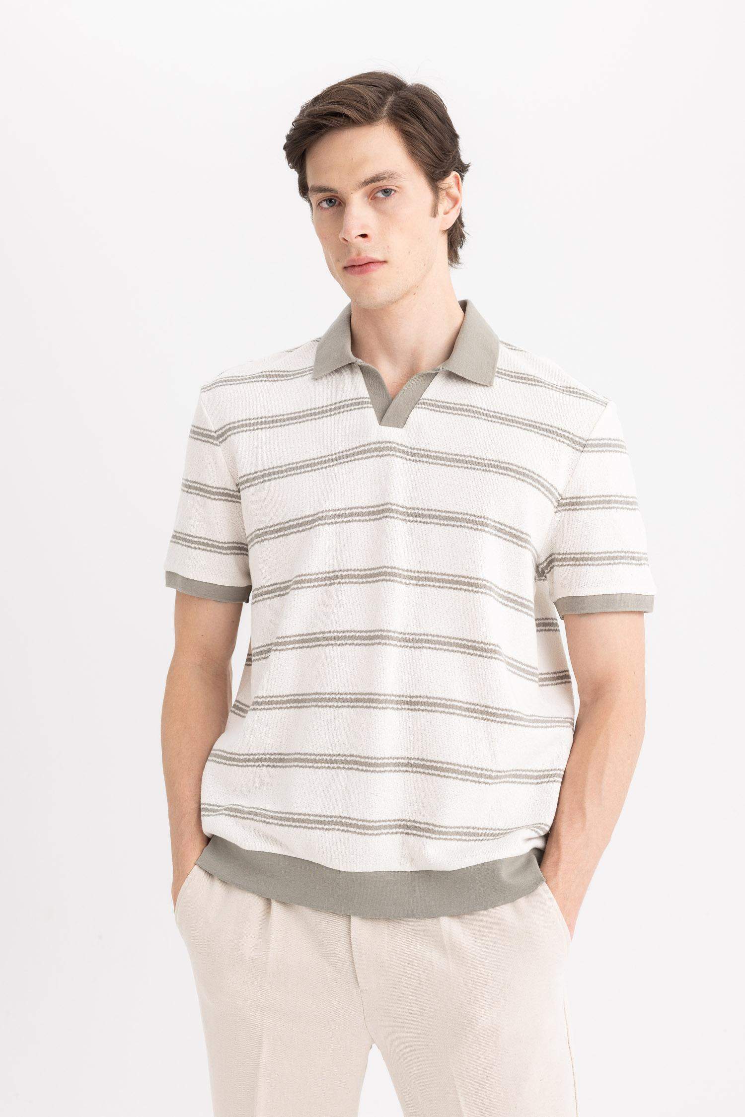 تيشيرت بولو كريب قصة عادية