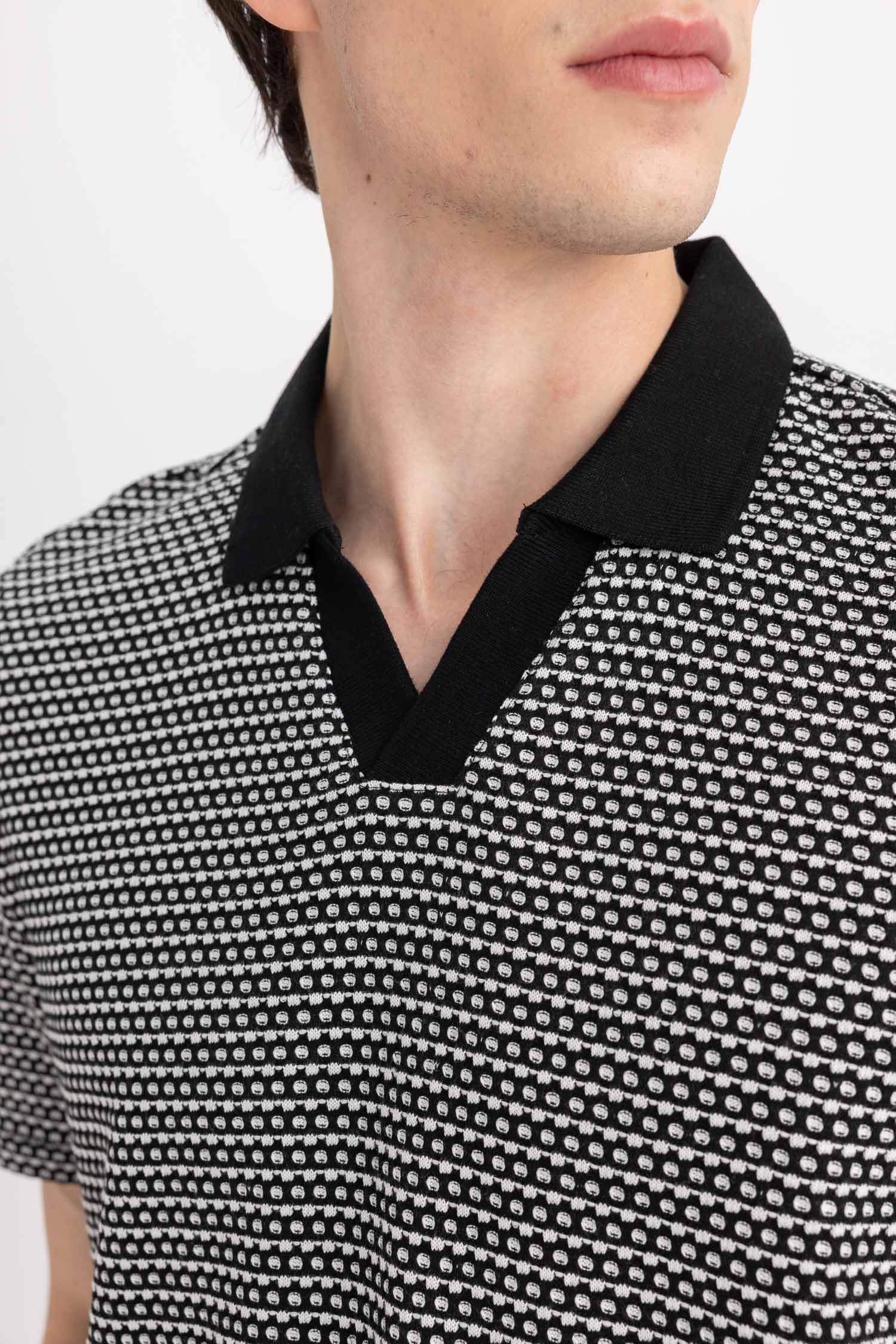 Regular Fit Polo Yaka Desenli Kısa Kollu Tişört