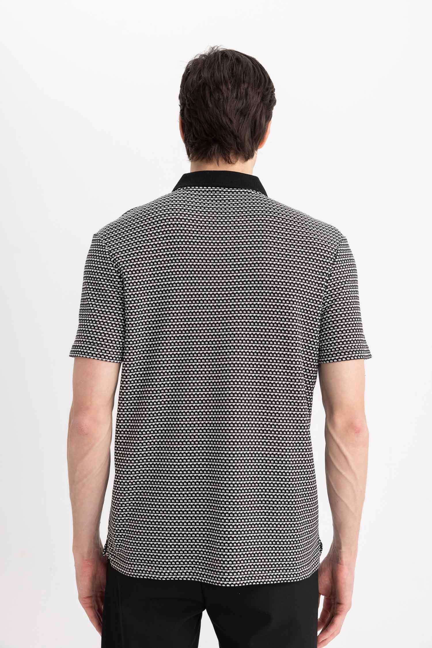 Regular Fit Polo Yaka Desenli Kısa Kollu Tişört