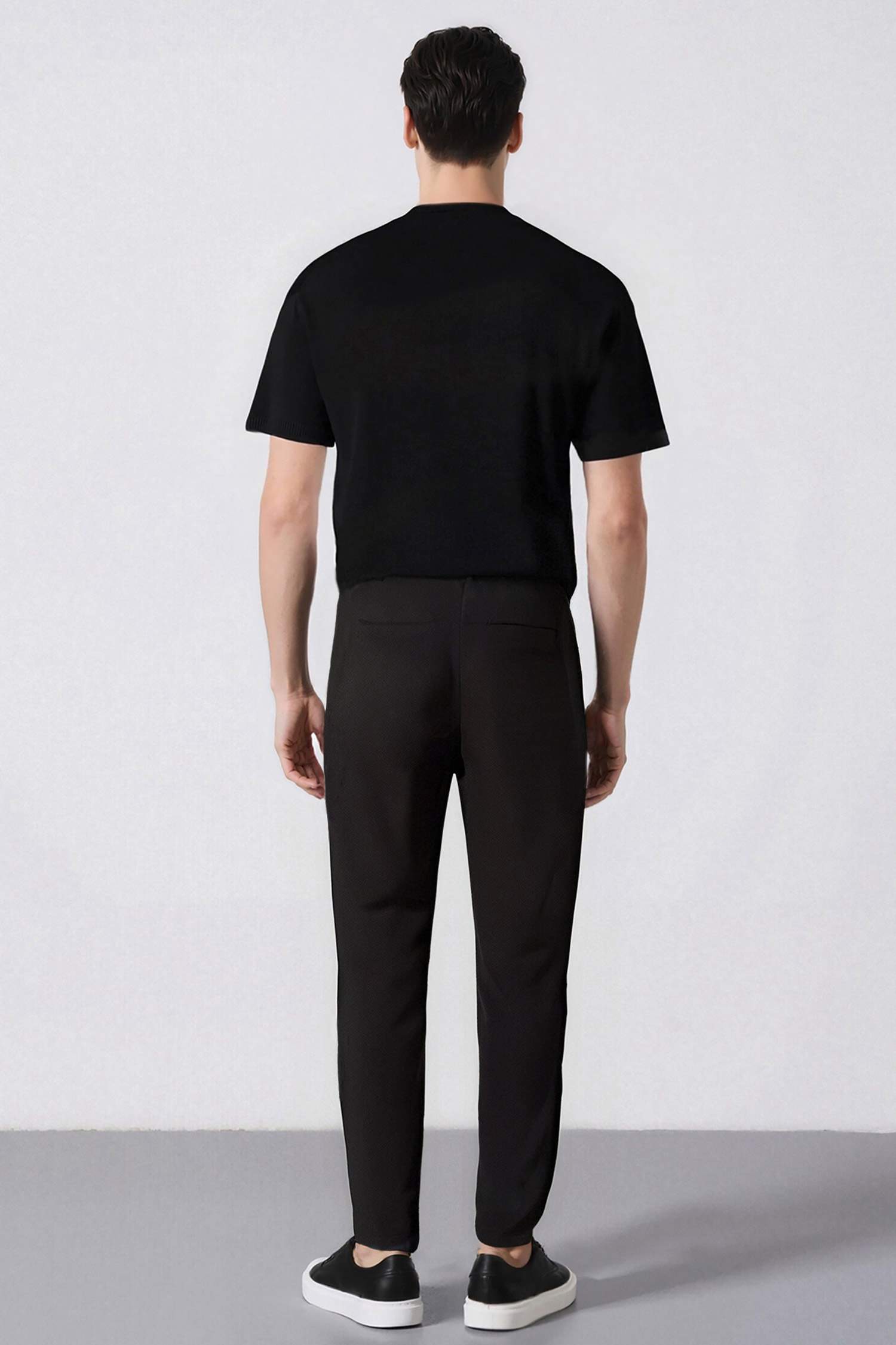 Jogger Düz Paça Her Yöne Esneyen Yazlık Kumaş Pantolon