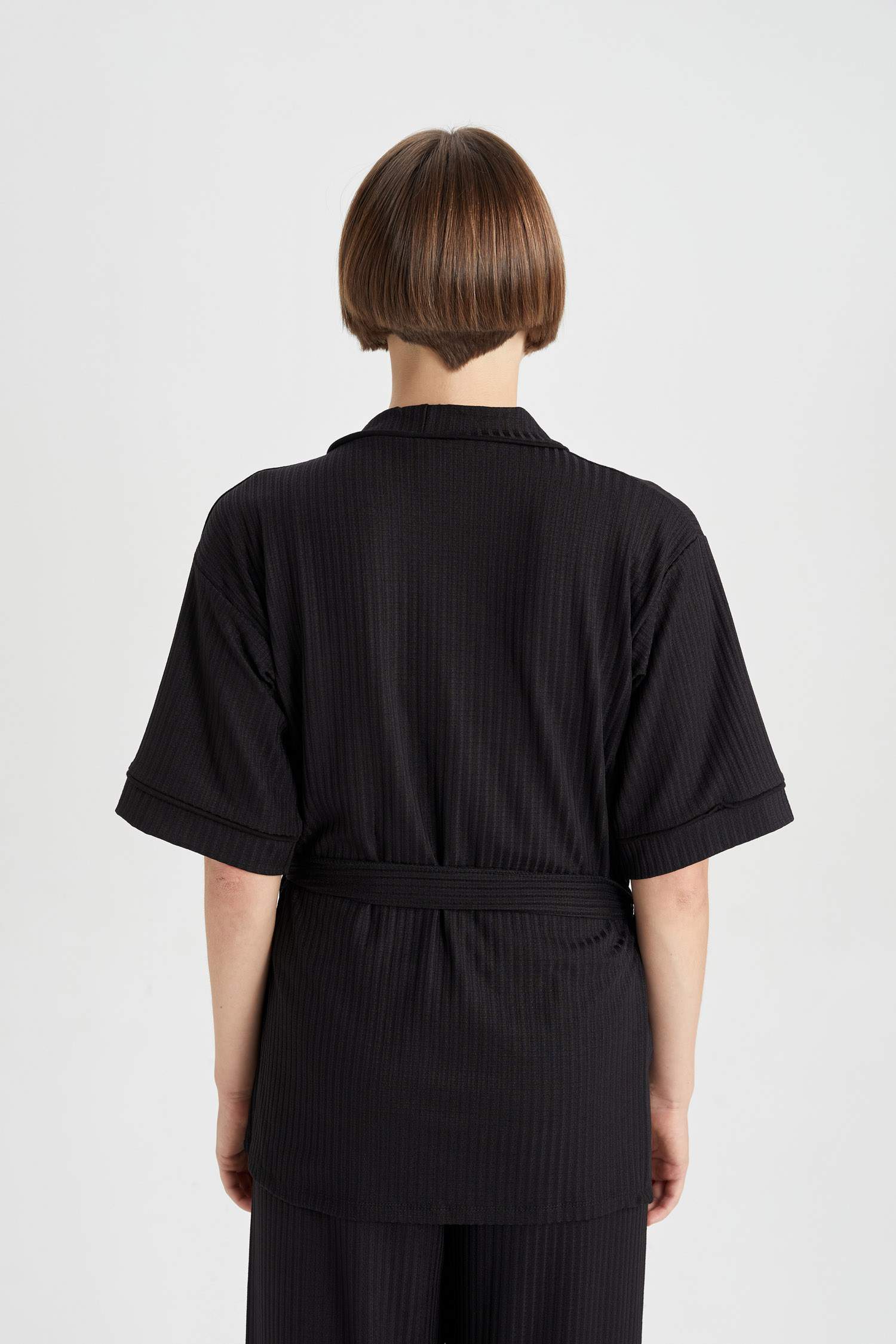 روب نوم من Fall In Love