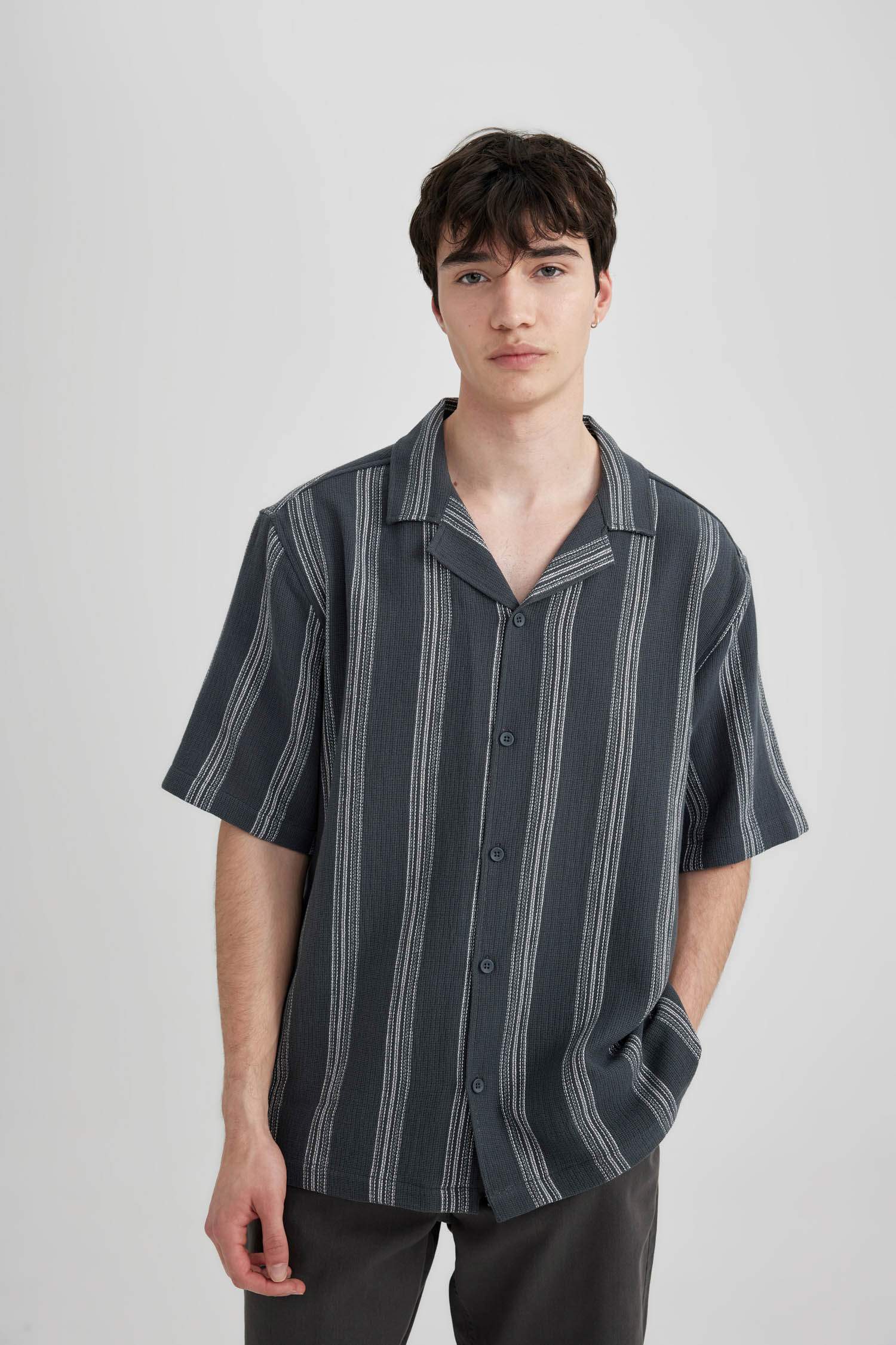 Relax Fit Resort Collar Striped Short Sleeve Shirt
