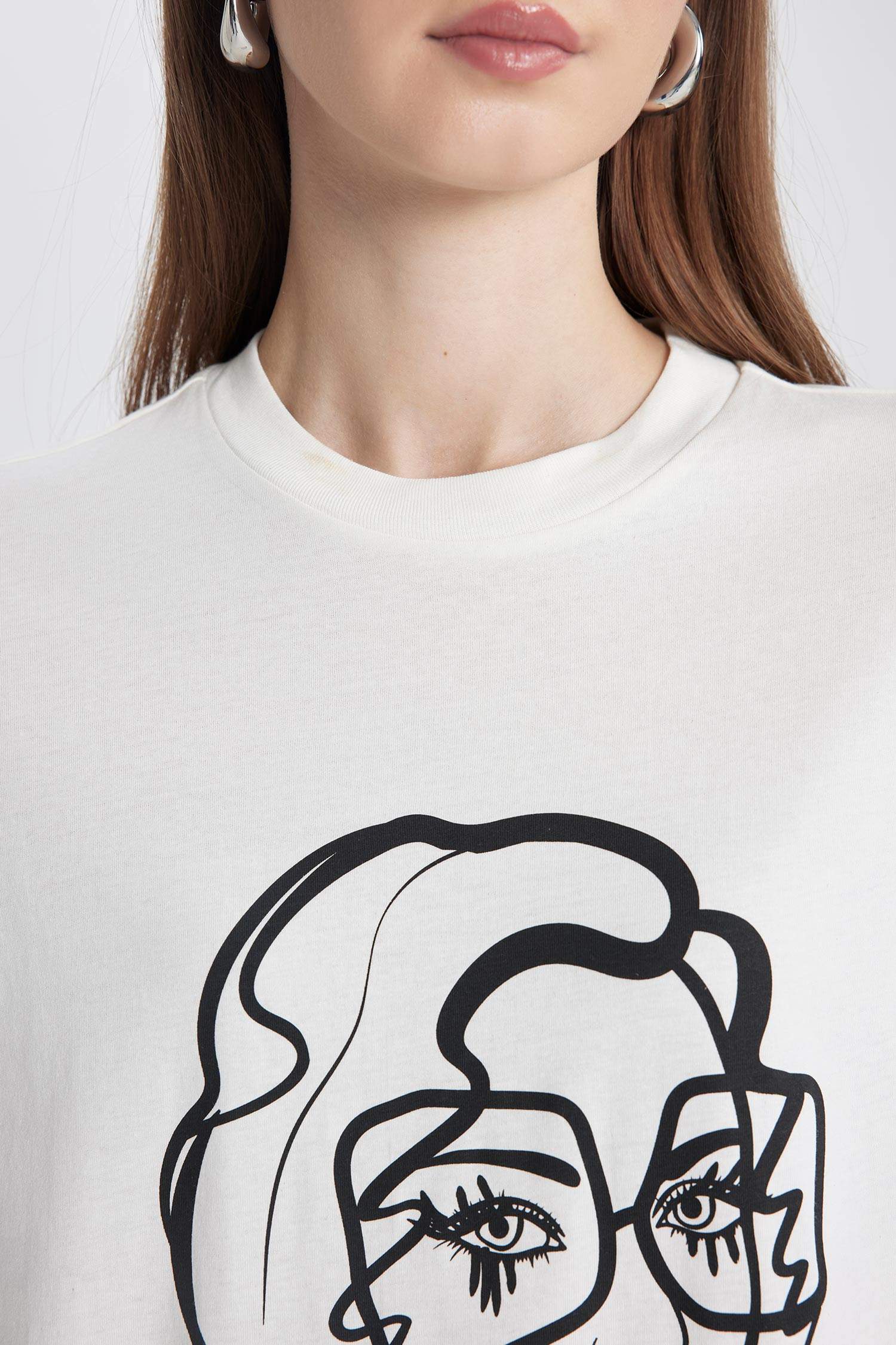 Regular Fit Crew Neck Printed Short Sleeve Tunic