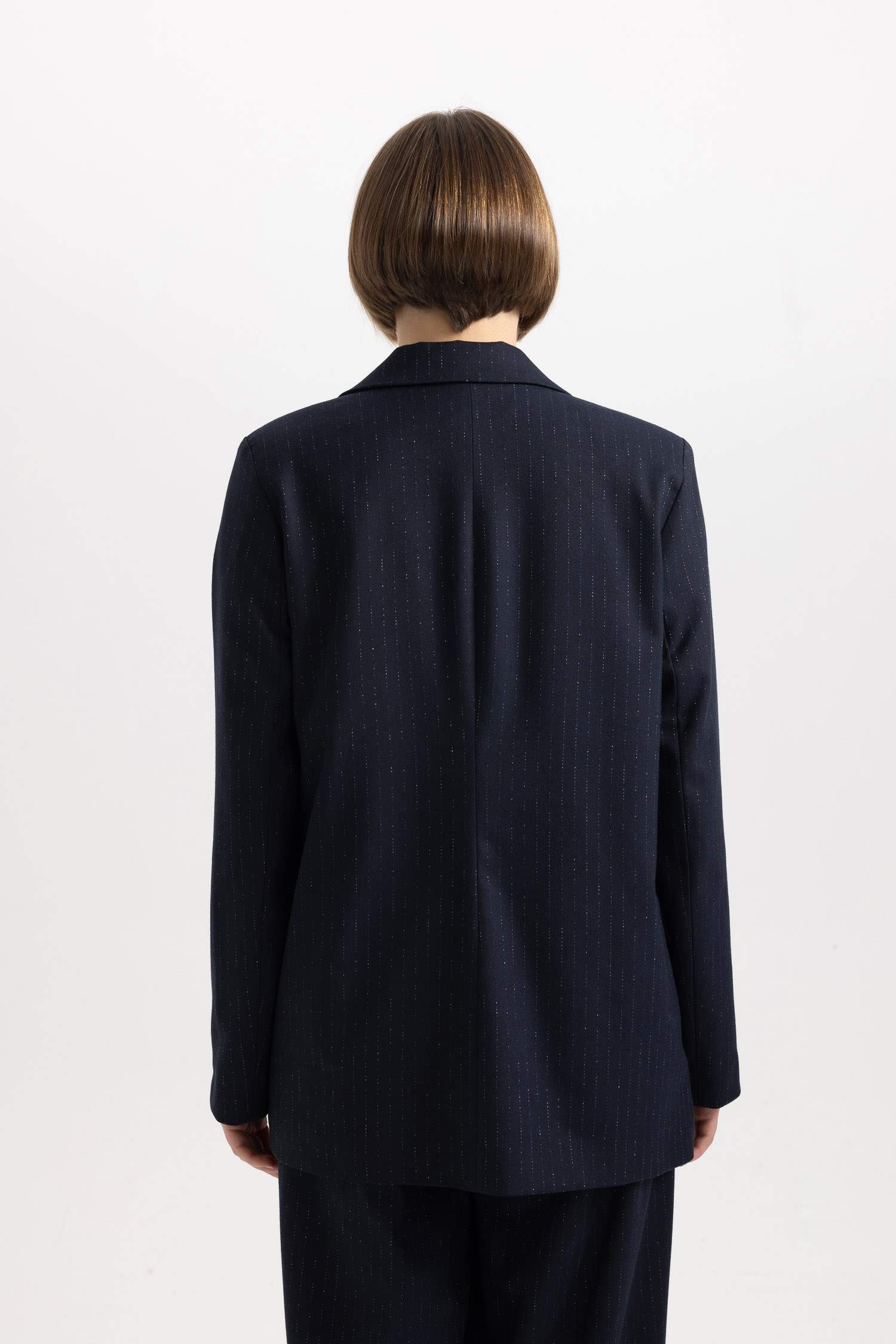 سترة بليزر مخطط قصة فضفاضة