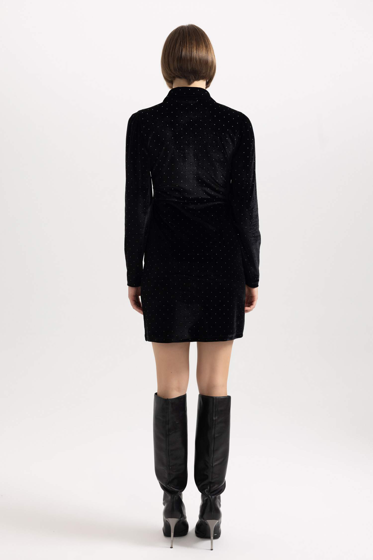 فستان قصير كم طويل بياقة قميص