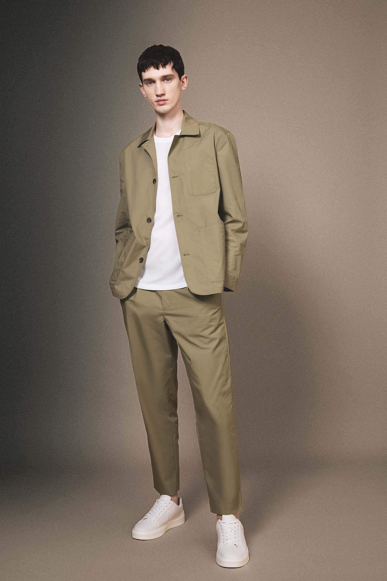 Yazlık Kumaş Pantolon Tapered Fit Normal Kesim Düz Paça Cepli