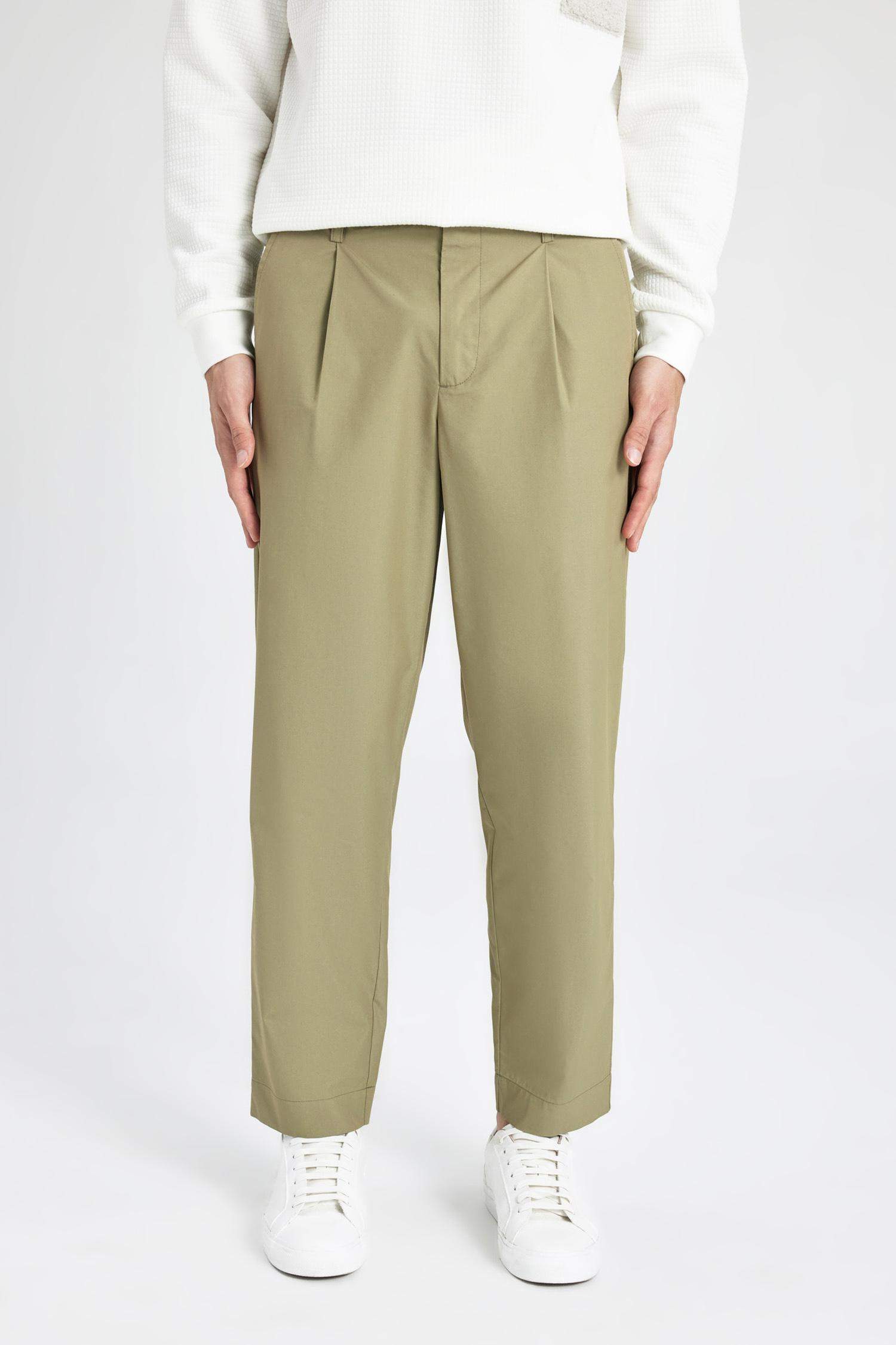 Yazlık Kumaş Pantolon Tapered Fit Normal Kesim Düz Paça Cepli