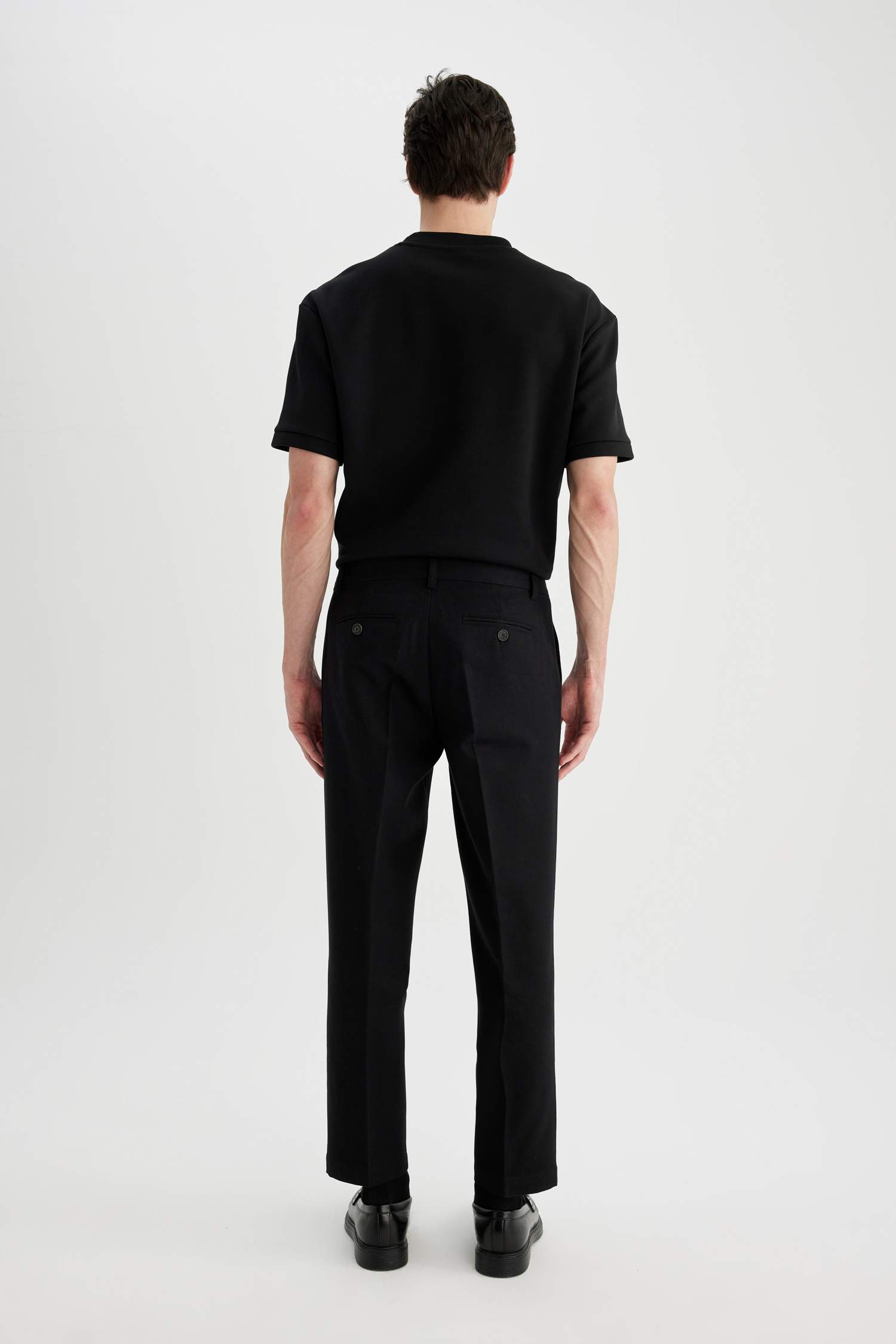 بنطرون تويل قصة عادية