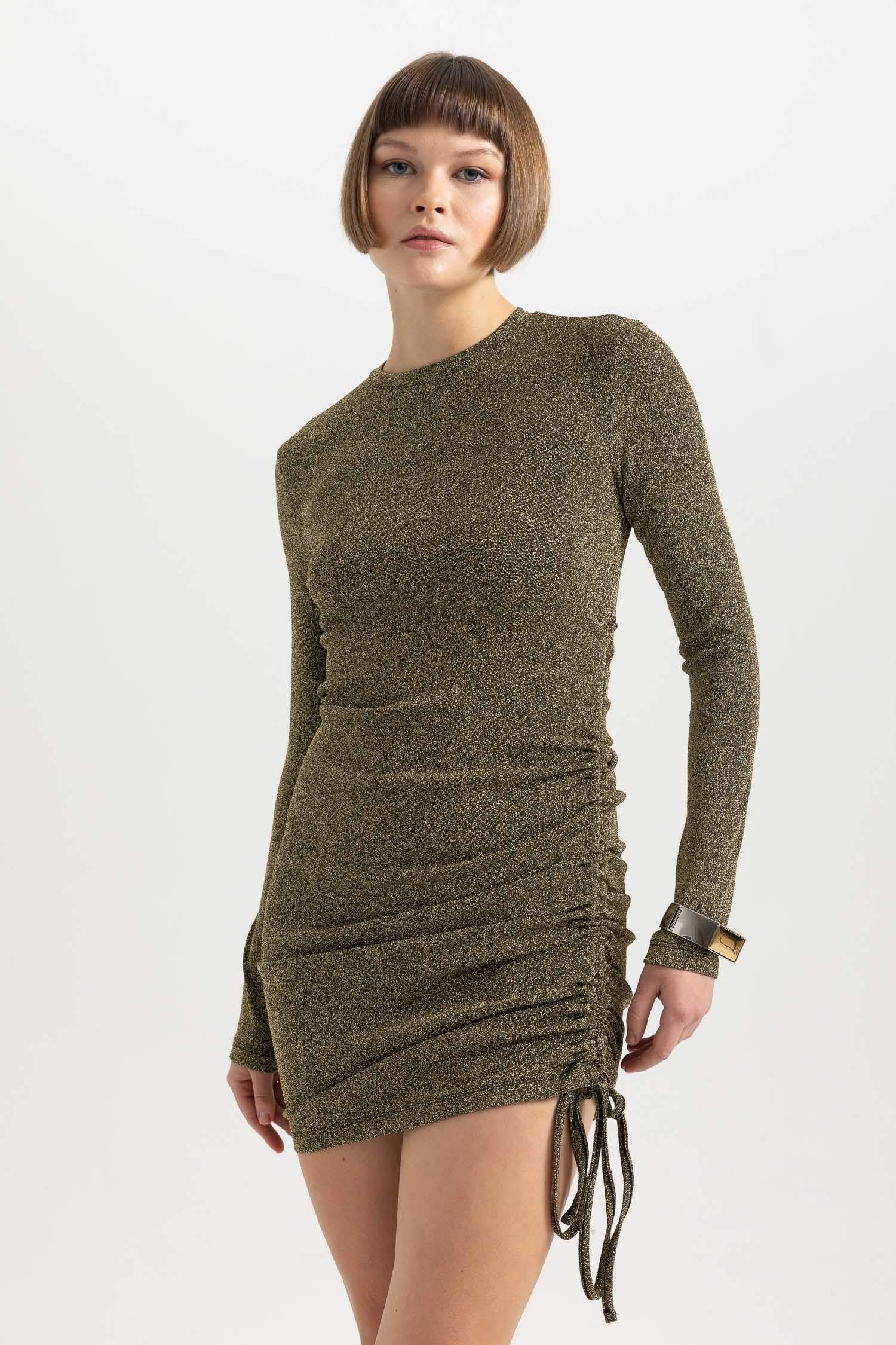 Платье мини с воротником с длинным рукавом