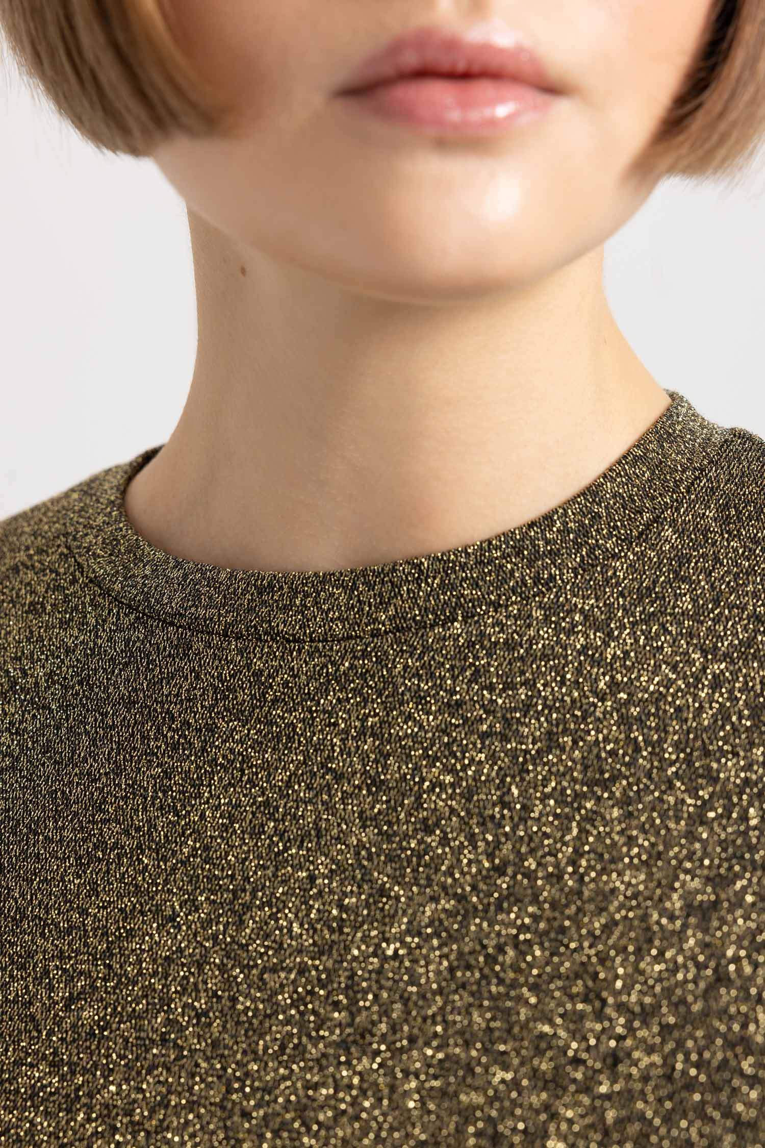 Платье мини с воротником с длинным рукавом