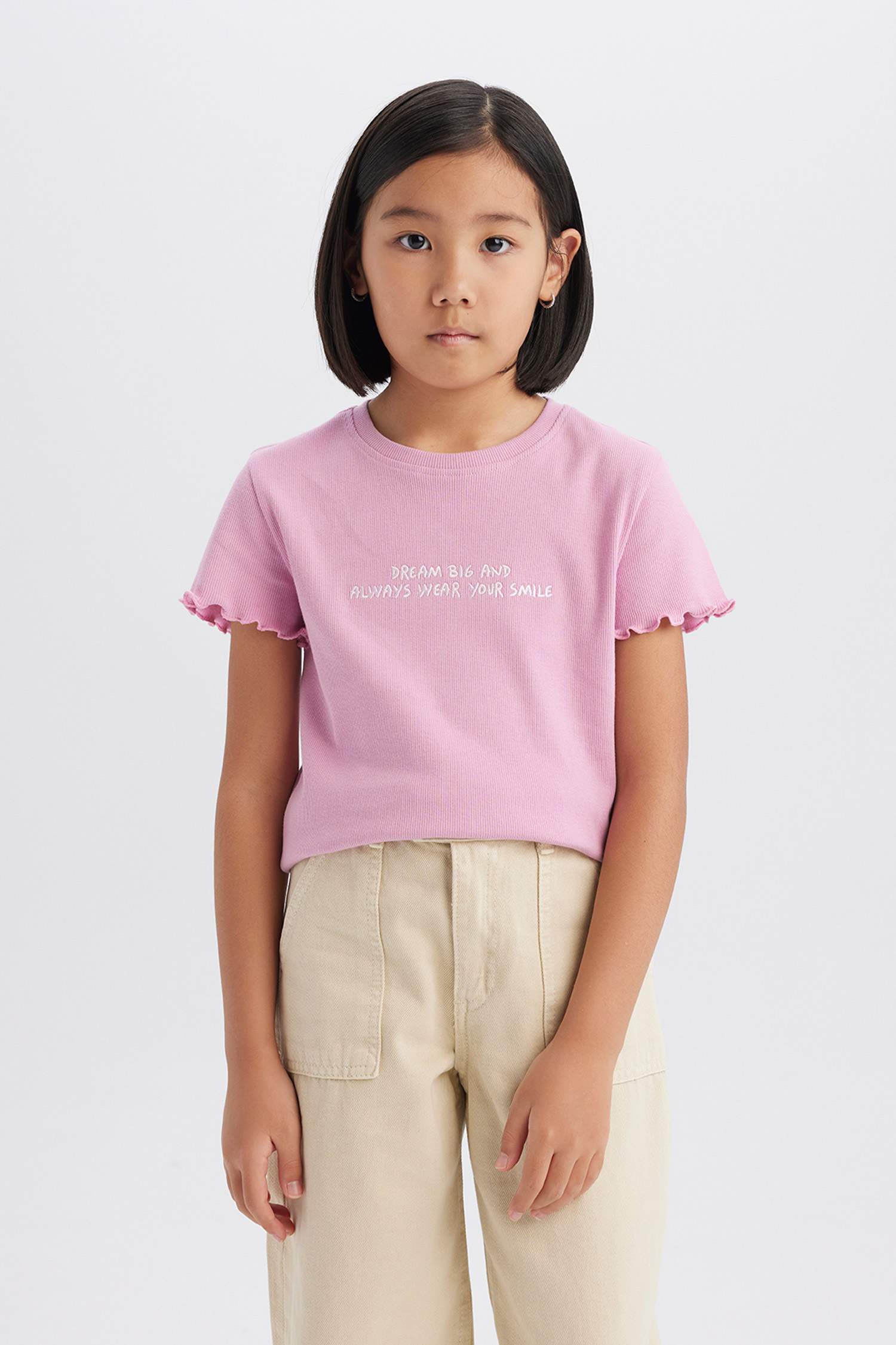 Қыздарға дөңгелек жаға минималл слоган қысқа жеңді Қысқа жеңді футболка