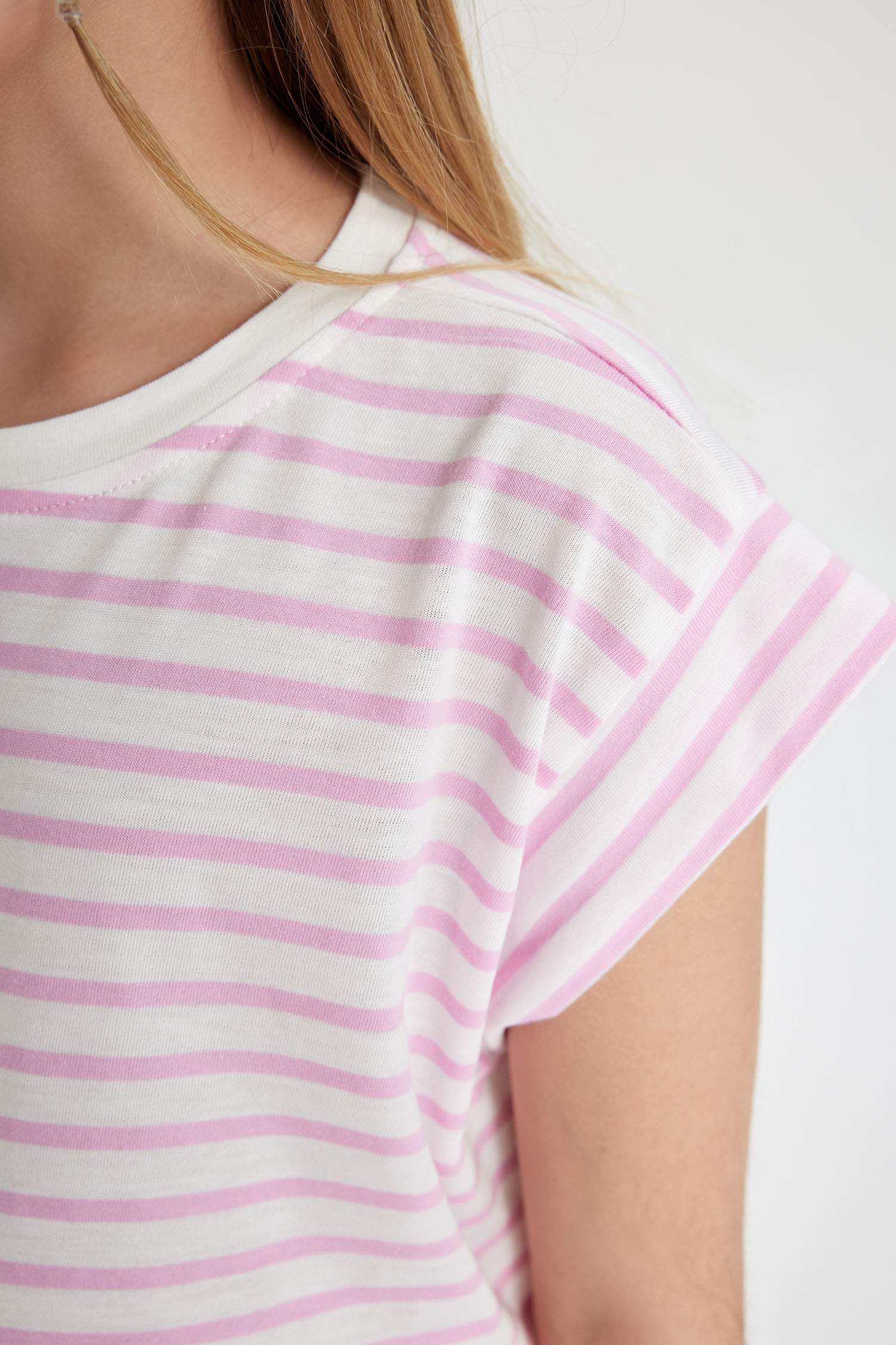 Girl Oversize Fit Striped Short Sleeve T-Shirt