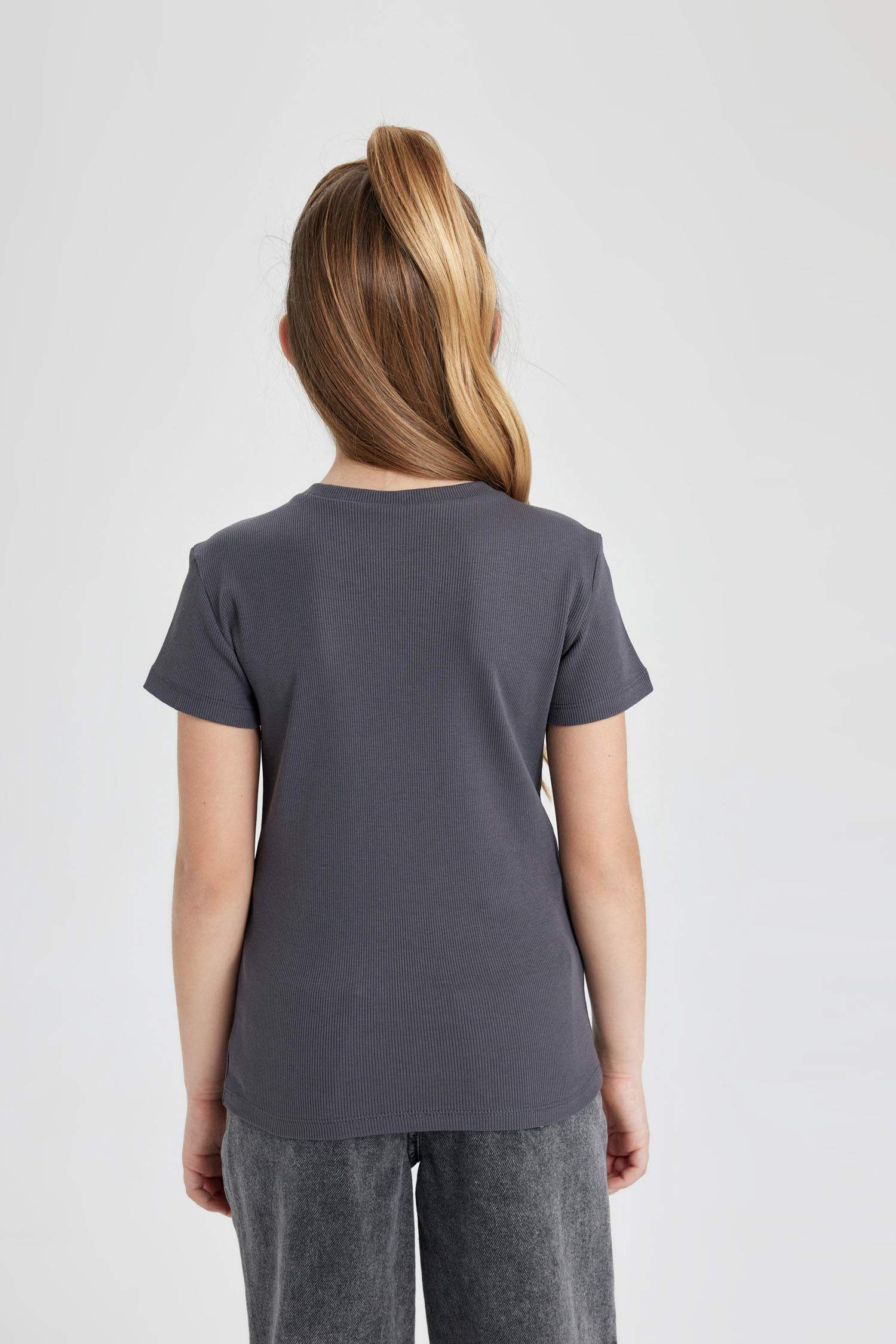 Kız Çocuk Slim Fit Dar Kesim Bisiklet Yaka Fitilli Kaşkorse Kısa Kollu Tişört