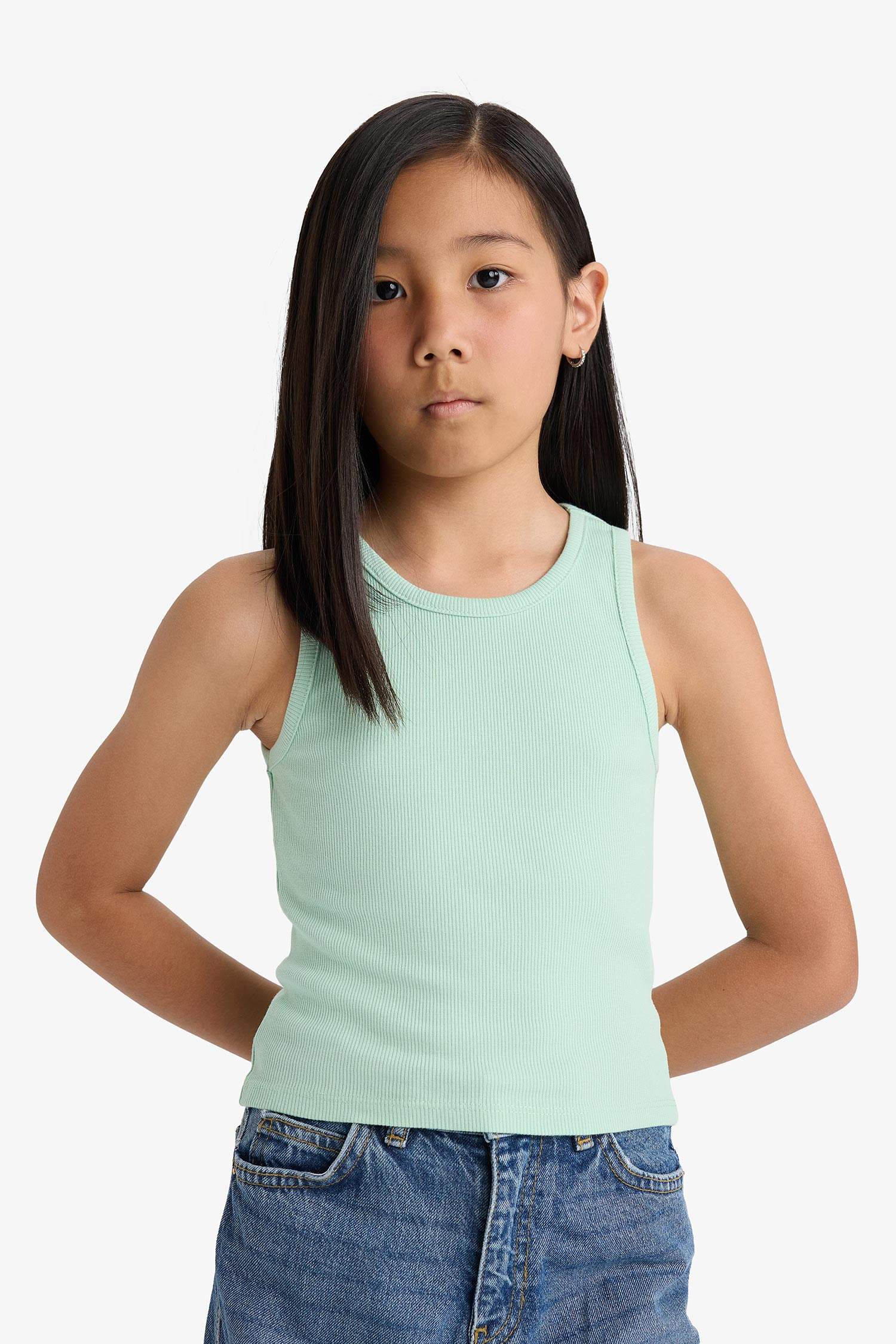 فانيلة بناتي سليم فيت بطبعة طائرة - قطعتين