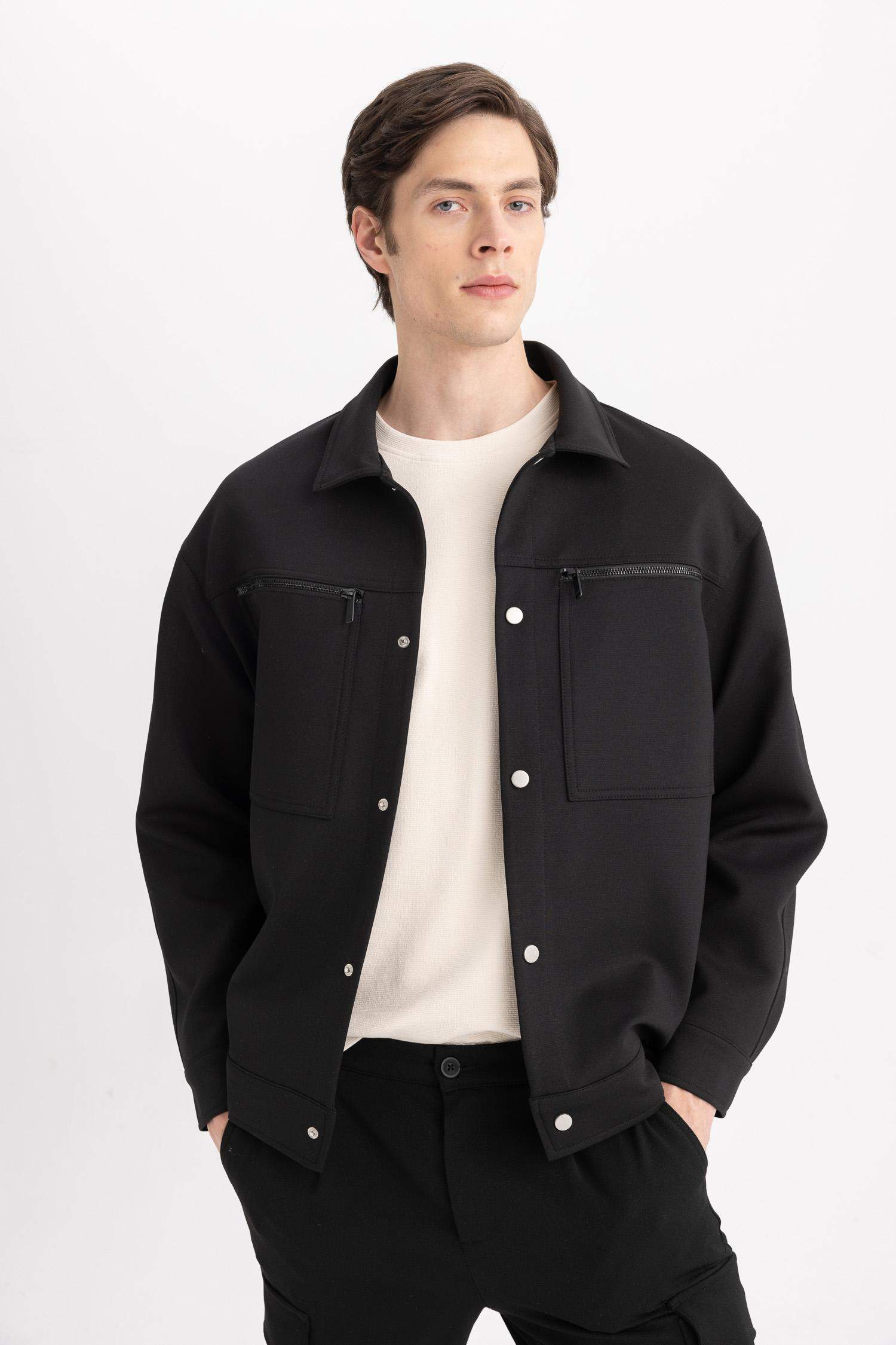 جاكيت خفيف قصة مريحة برقبة بولو