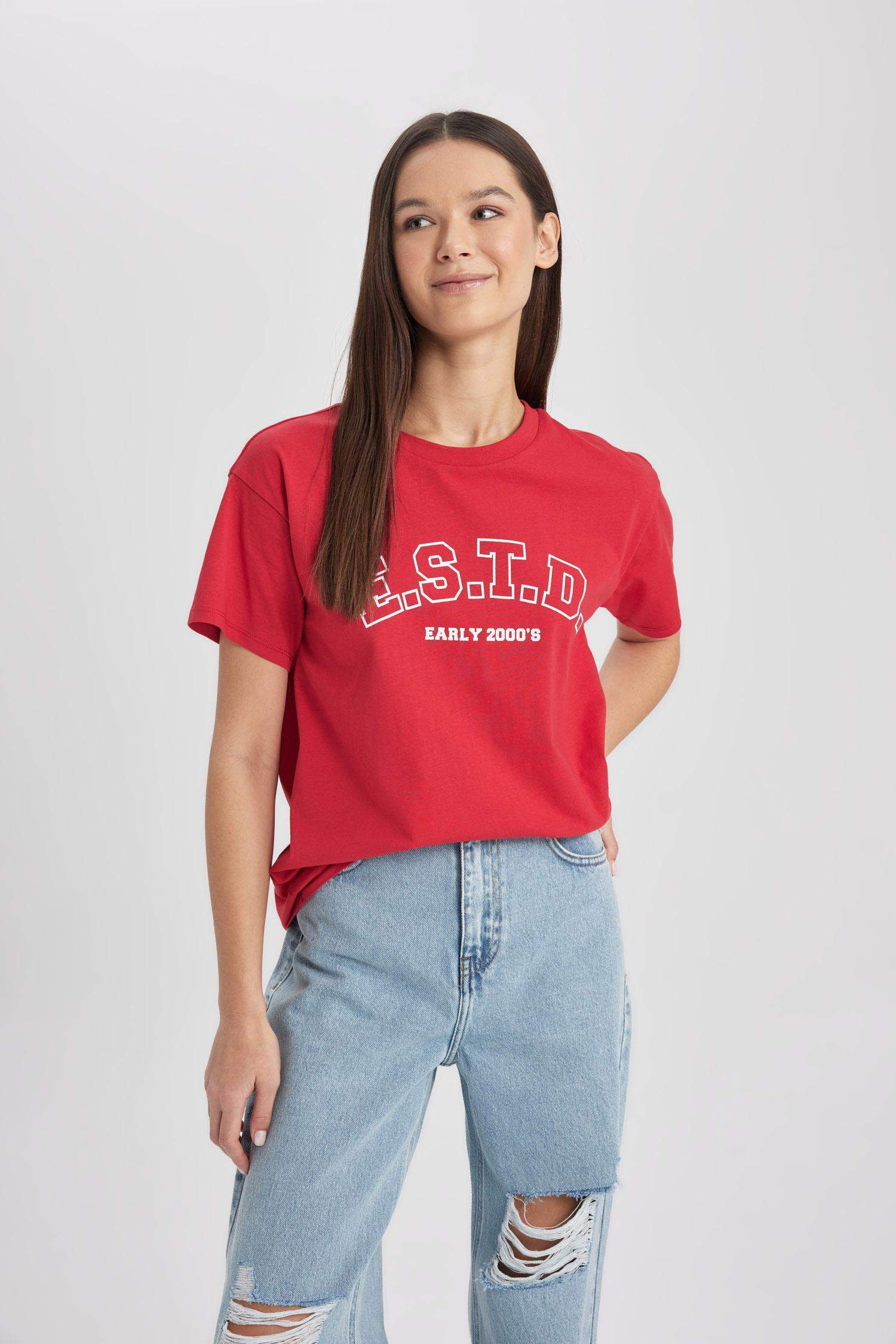 дөңгелек жаға орташа Қысқа жеңді футболка