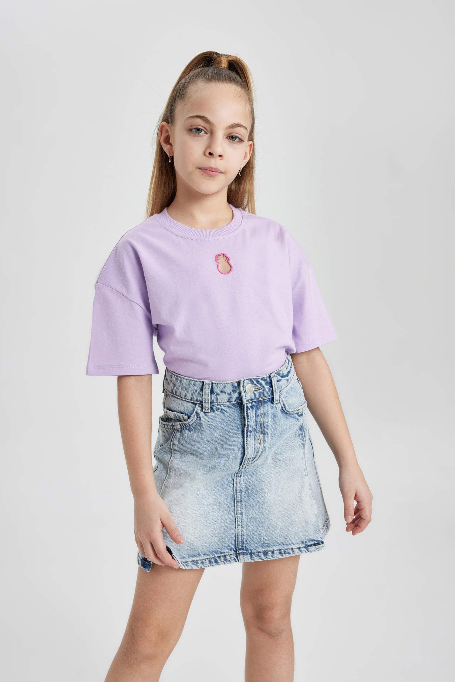 Kız Çocuk Relax Fit Bisiklet Yaka Kısa Kollu Tişört