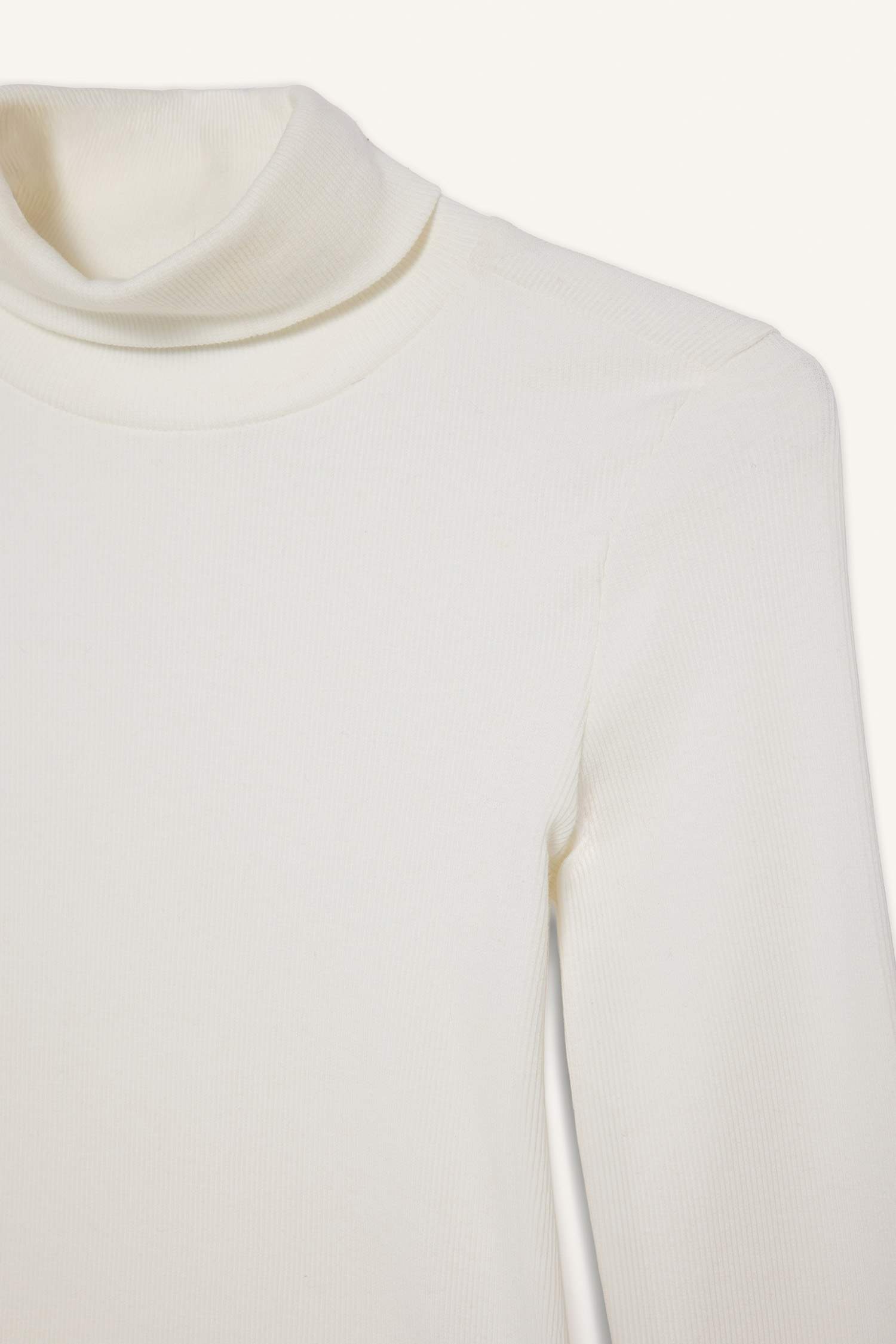 White Fitted Turtleneck Ribbed Camisole Basic T-Shirt