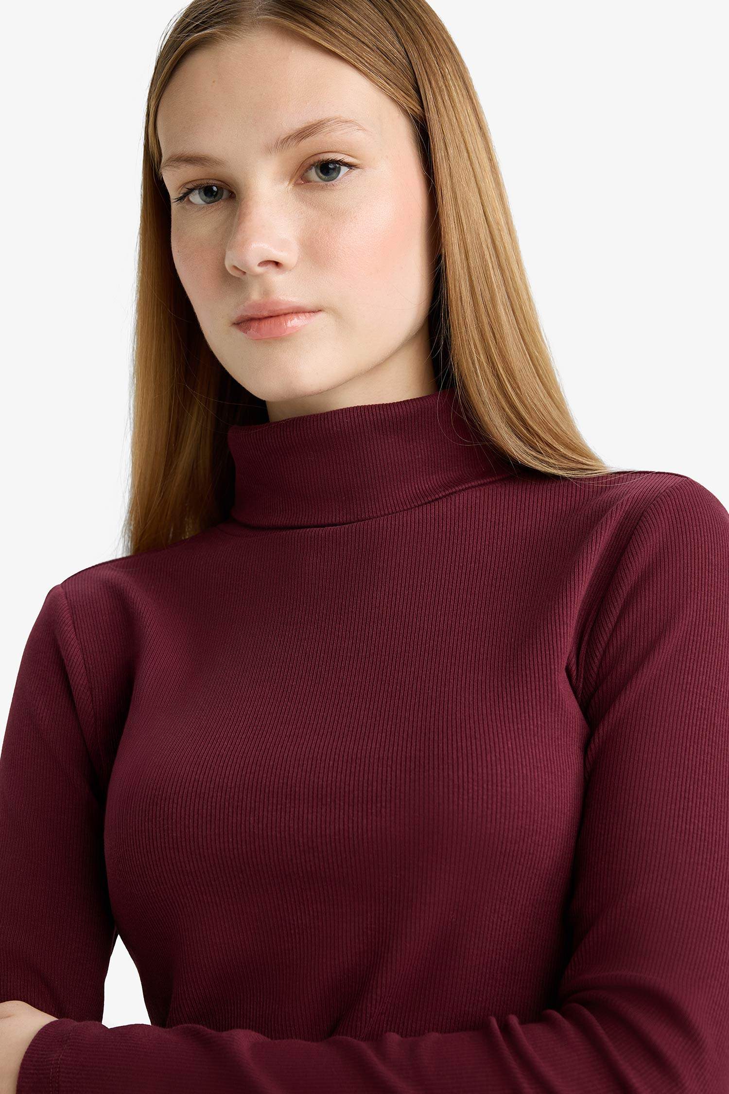 تيشيرت ردن طويل مضلع مخصر هاينك