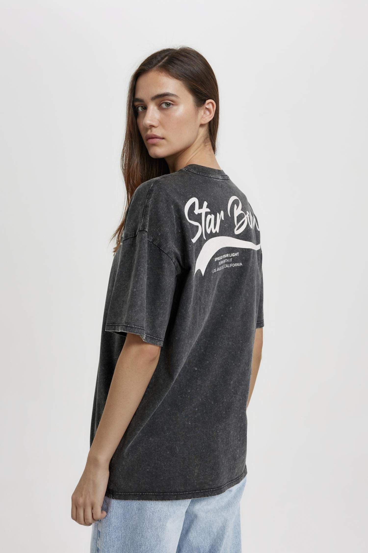 تيشيرت نص ردن اوفر سايز مطبوع بياخة مستديرة