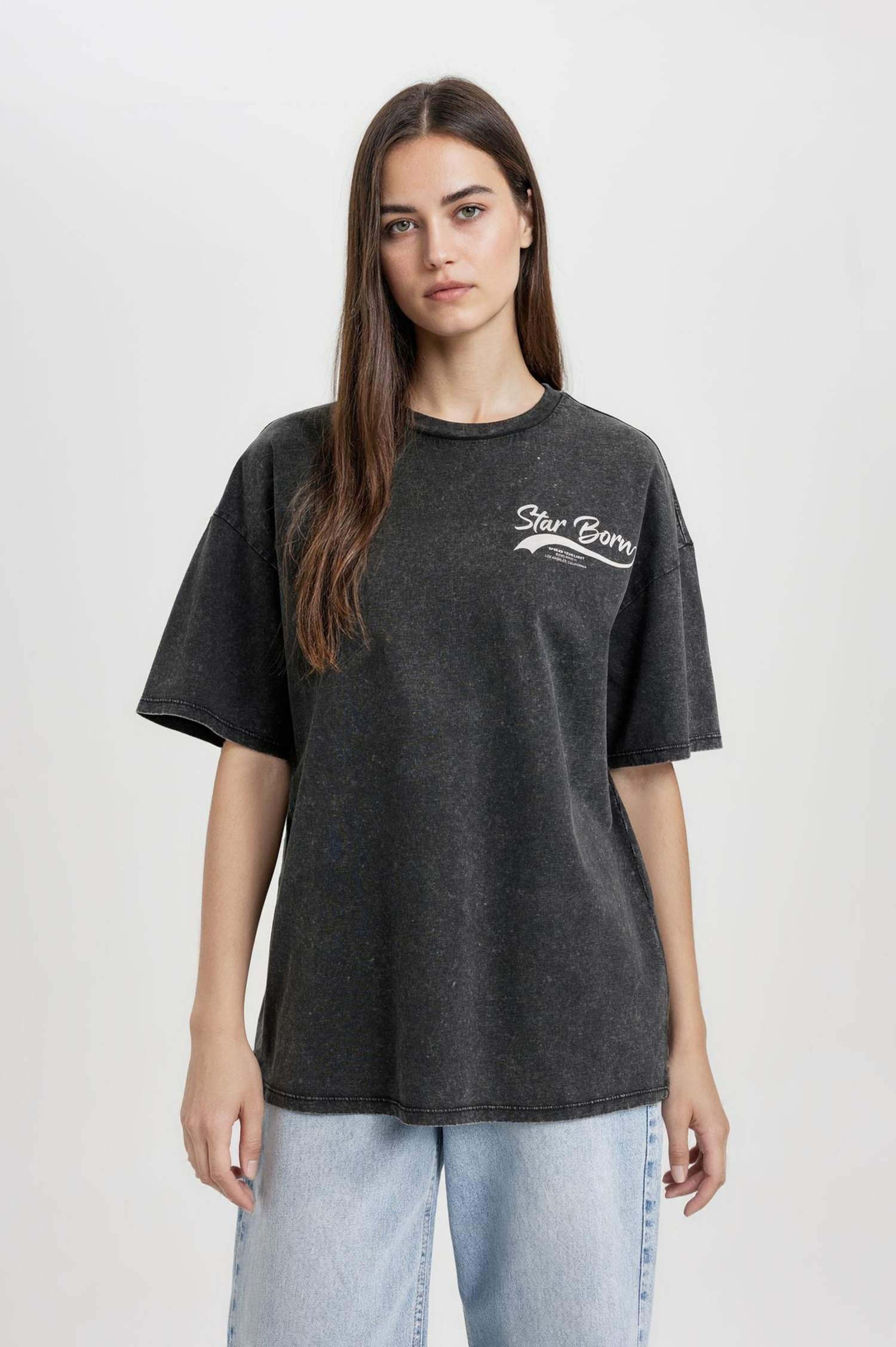 تيشيرت نص ردن اوفر سايز مطبوع بياخة مستديرة