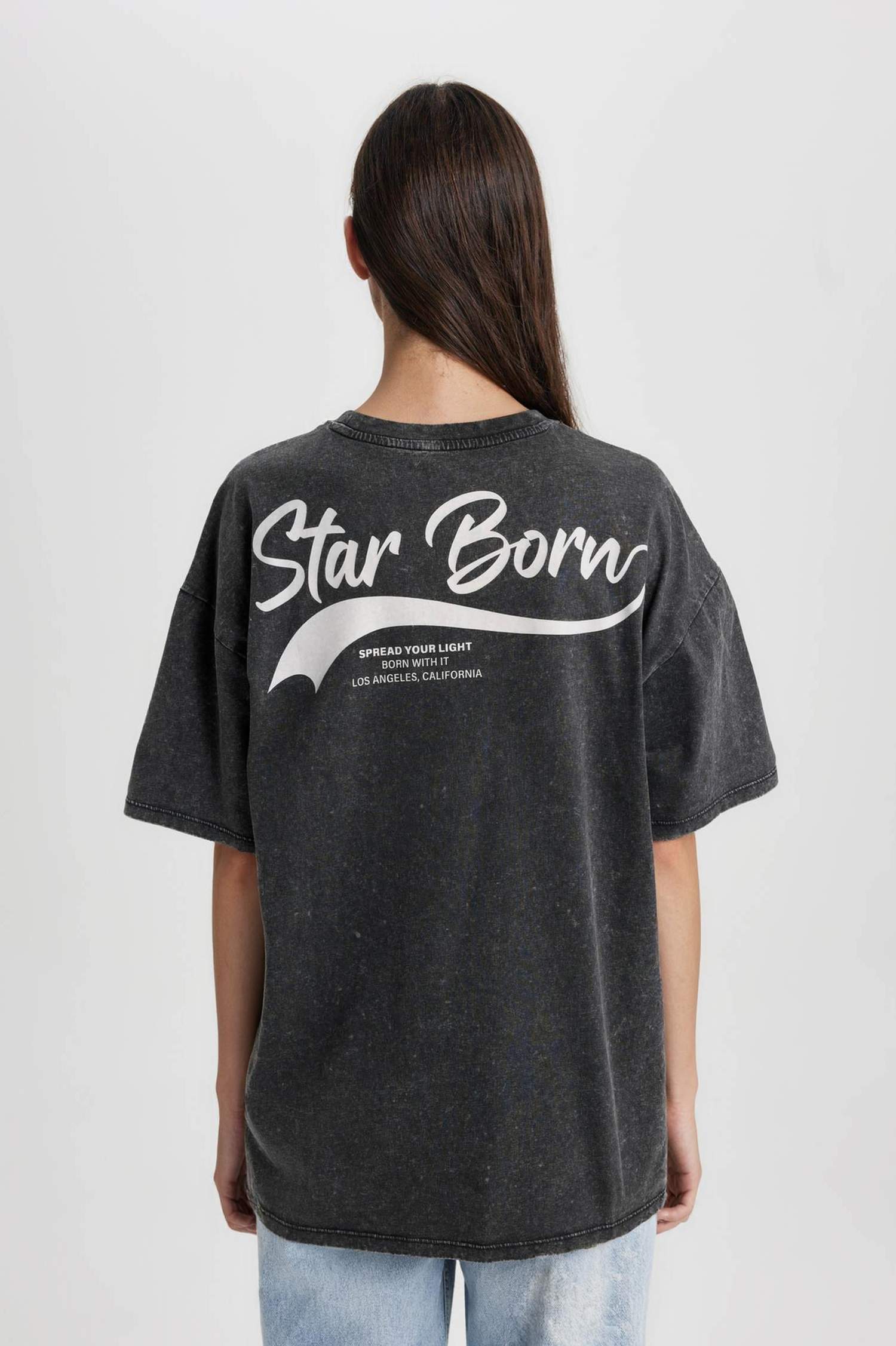 تيشيرت نص ردن اوفر سايز مطبوع بياخة مستديرة